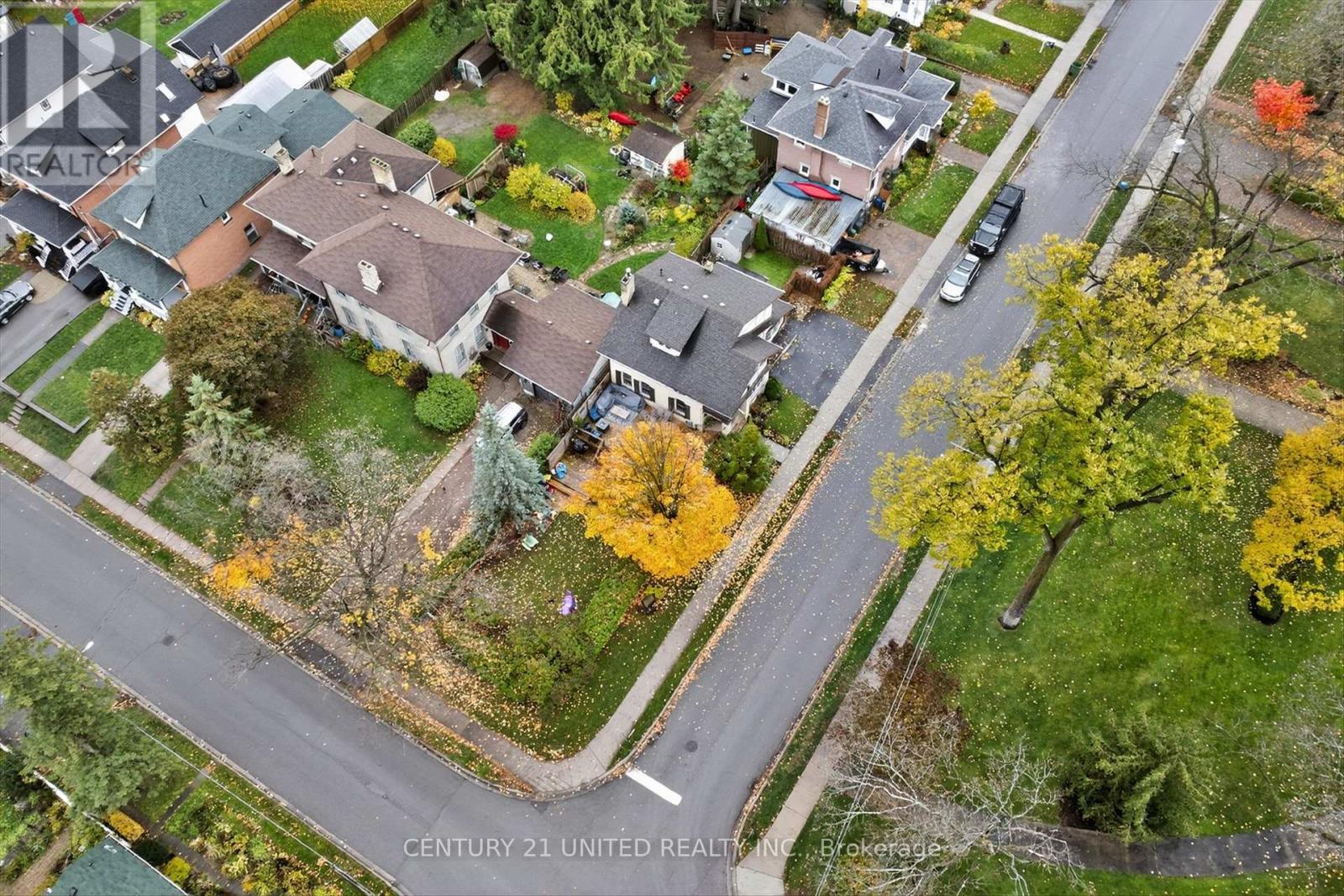 71 Bond Street W, Kawartha Lakes (Lindsay), Ontario  K9V 3R5 - Photo 40 - X12655636