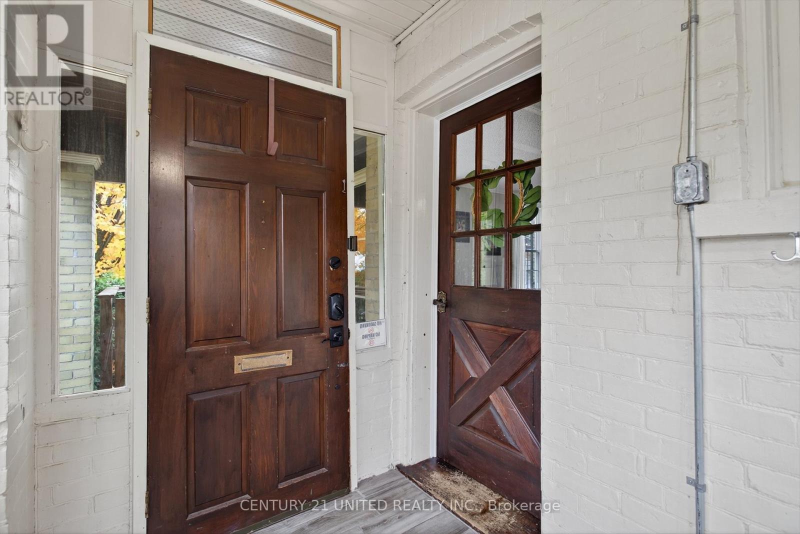 71 Bond Street W, Kawartha Lakes (Lindsay), Ontario  K9V 3R5 - Photo 5 - X12655636