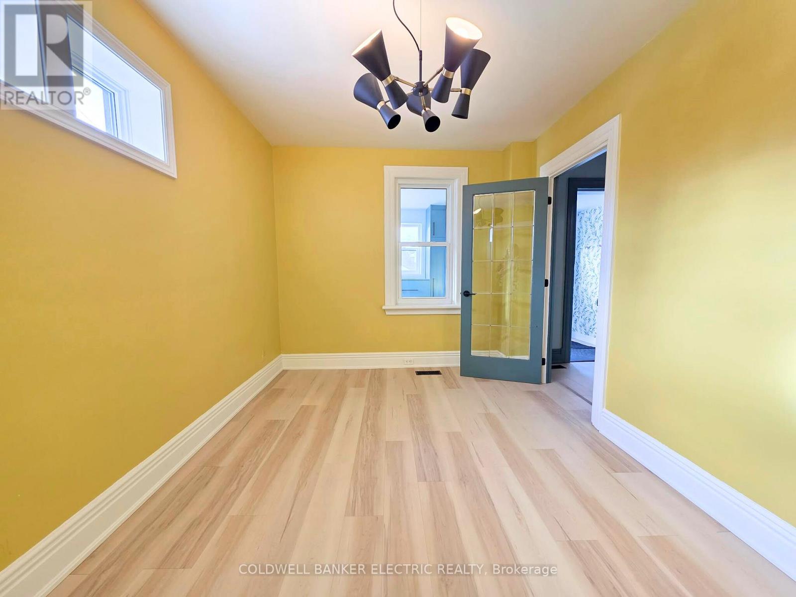 220 Rogers Street, Peterborough (Ashburnham Ward 4), Ontario  K9H 1W3 - Photo 10 - X12655638