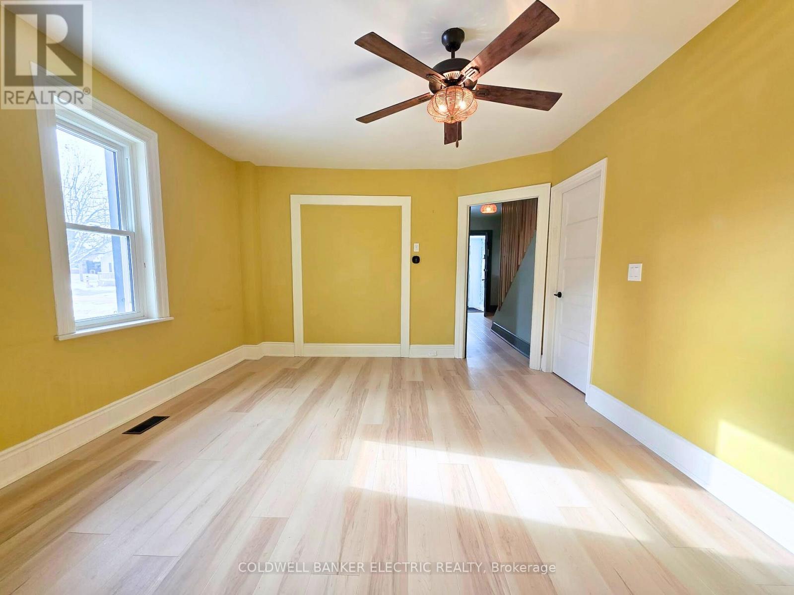 220 Rogers Street, Peterborough (Ashburnham Ward 4), Ontario  K9H 1W3 - Photo 14 - X12655638