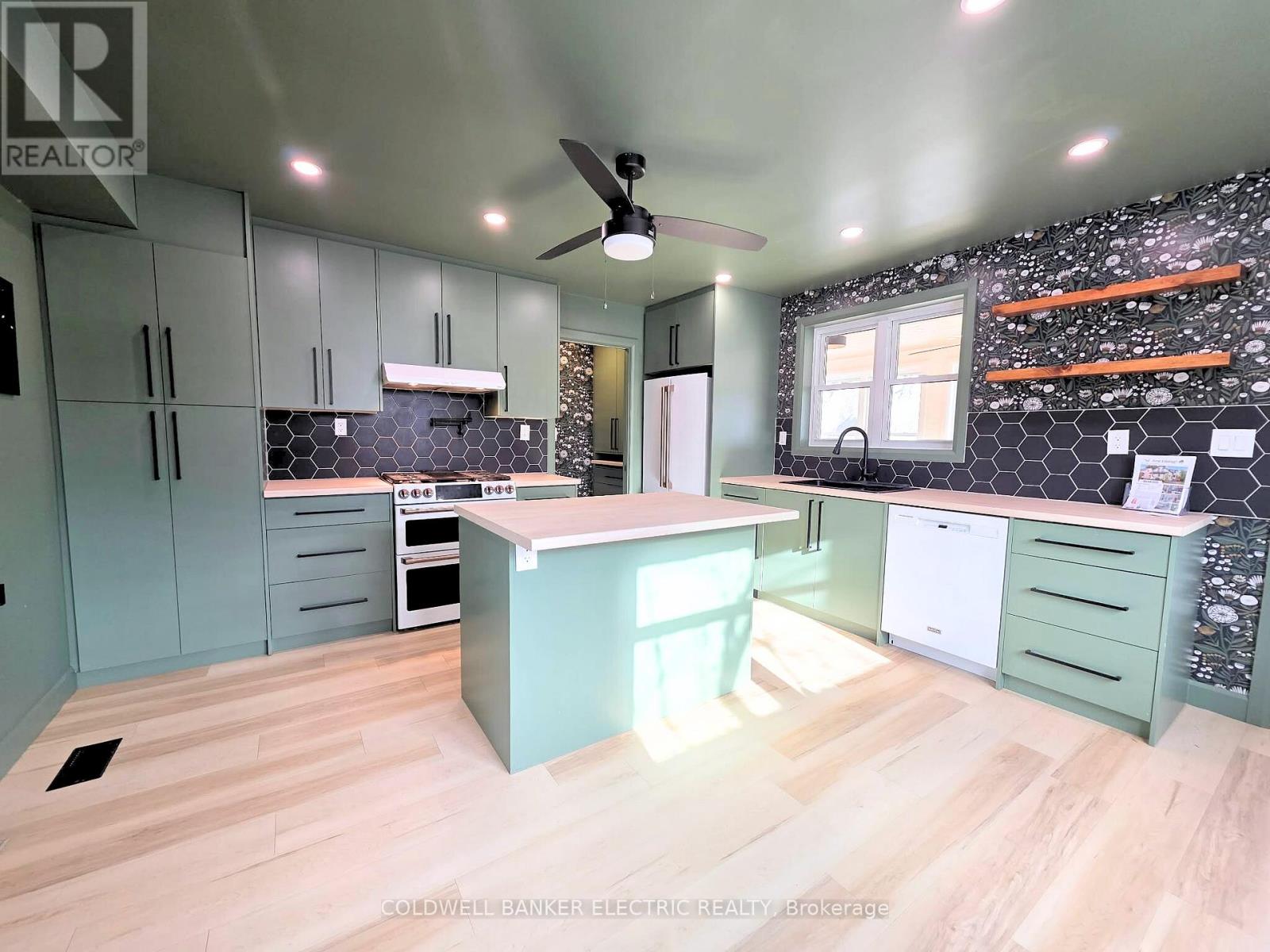 220 Rogers Street, Peterborough (Ashburnham Ward 4), Ontario  K9H 1W3 - Photo 15 - X12655638