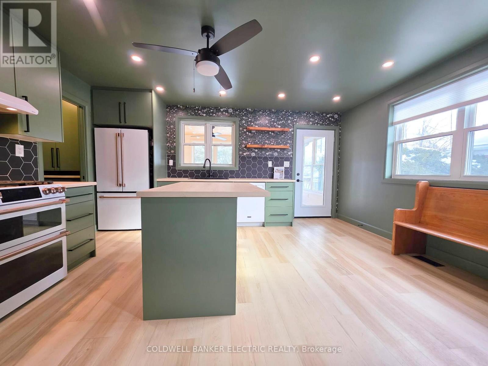 220 Rogers Street, Peterborough (Ashburnham Ward 4), Ontario  K9H 1W3 - Photo 18 - X12655638