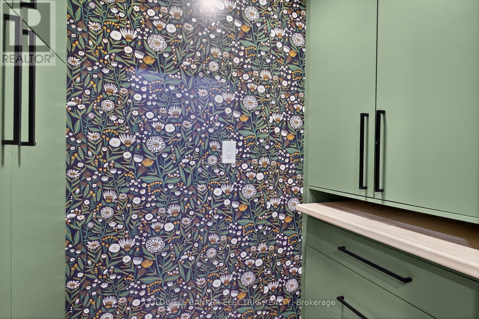 220 Rogers Street, Peterborough (Ashburnham Ward 4), Ontario  K9H 1W3 - Photo 20 - X12655638