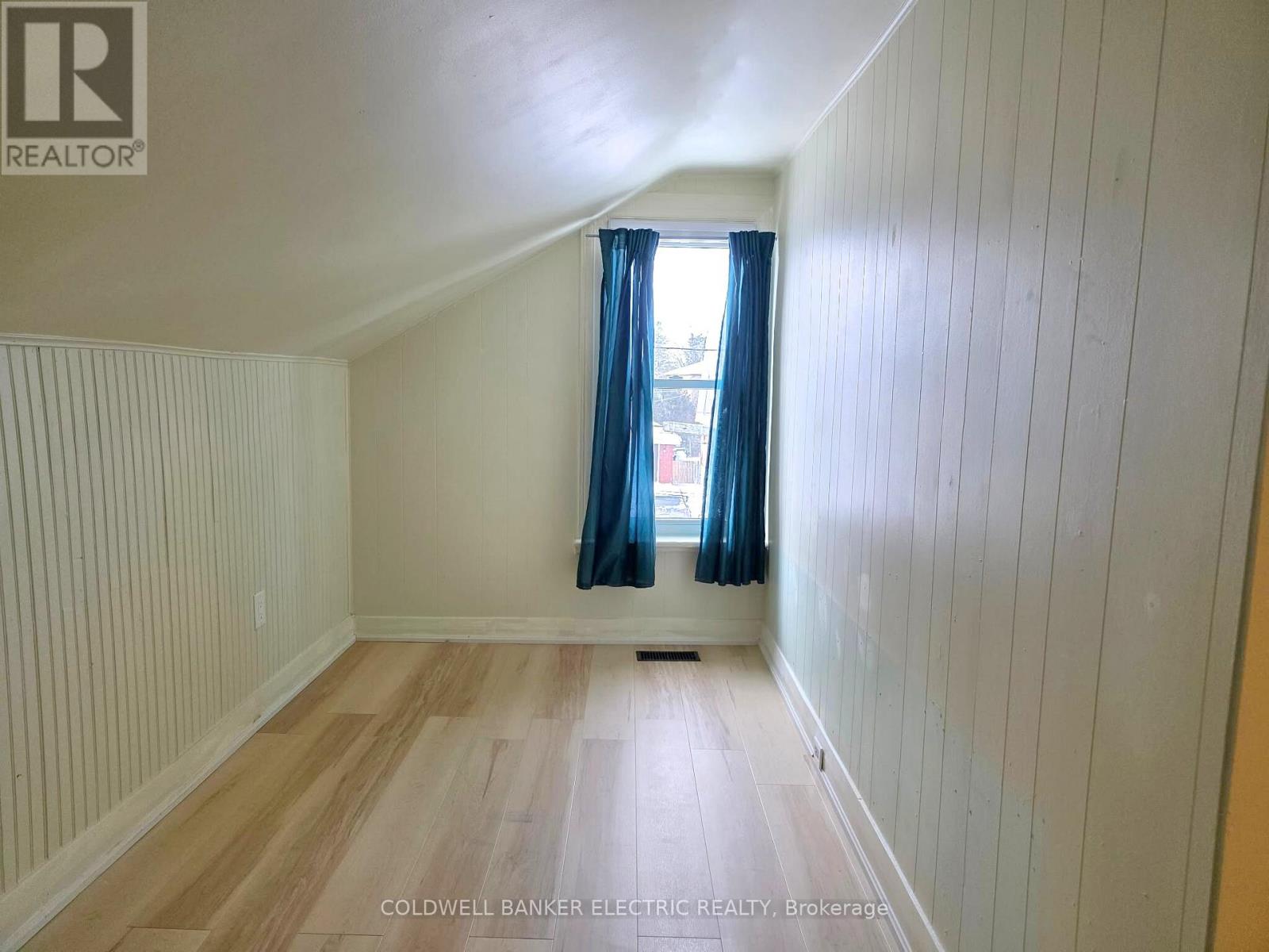 220 Rogers Street, Peterborough (Ashburnham Ward 4), Ontario  K9H 1W3 - Photo 31 - X12655638