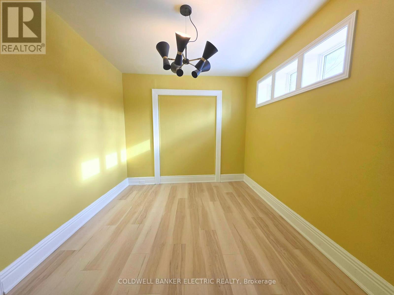 220 Rogers Street, Peterborough (Ashburnham Ward 4), Ontario  K9H 1W3 - Photo 9 - X12655638