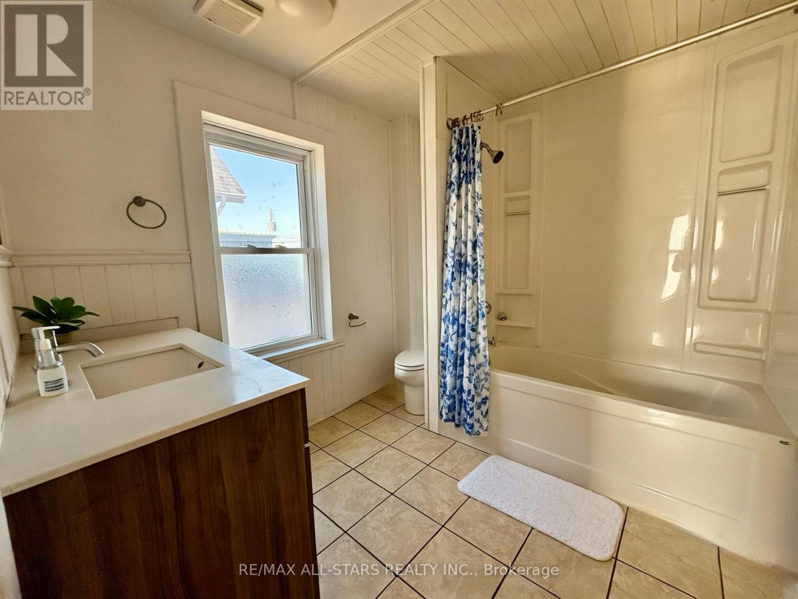 280 Lansdowne Street W, Peterborough (Ashburnham Ward 4), Ontario  K9J 1Y8 - Photo 22 - X12655688