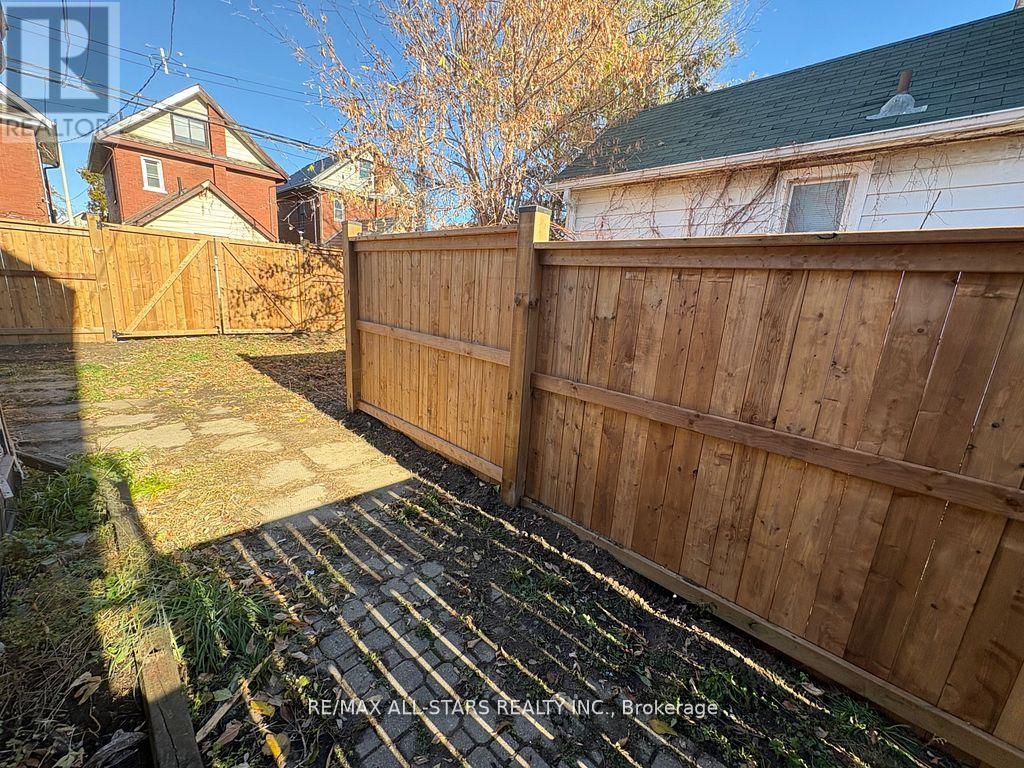 280 Lansdowne Street W, Peterborough (Ashburnham Ward 4), Ontario  K9J 1Y8 - Photo 34 - X12655688