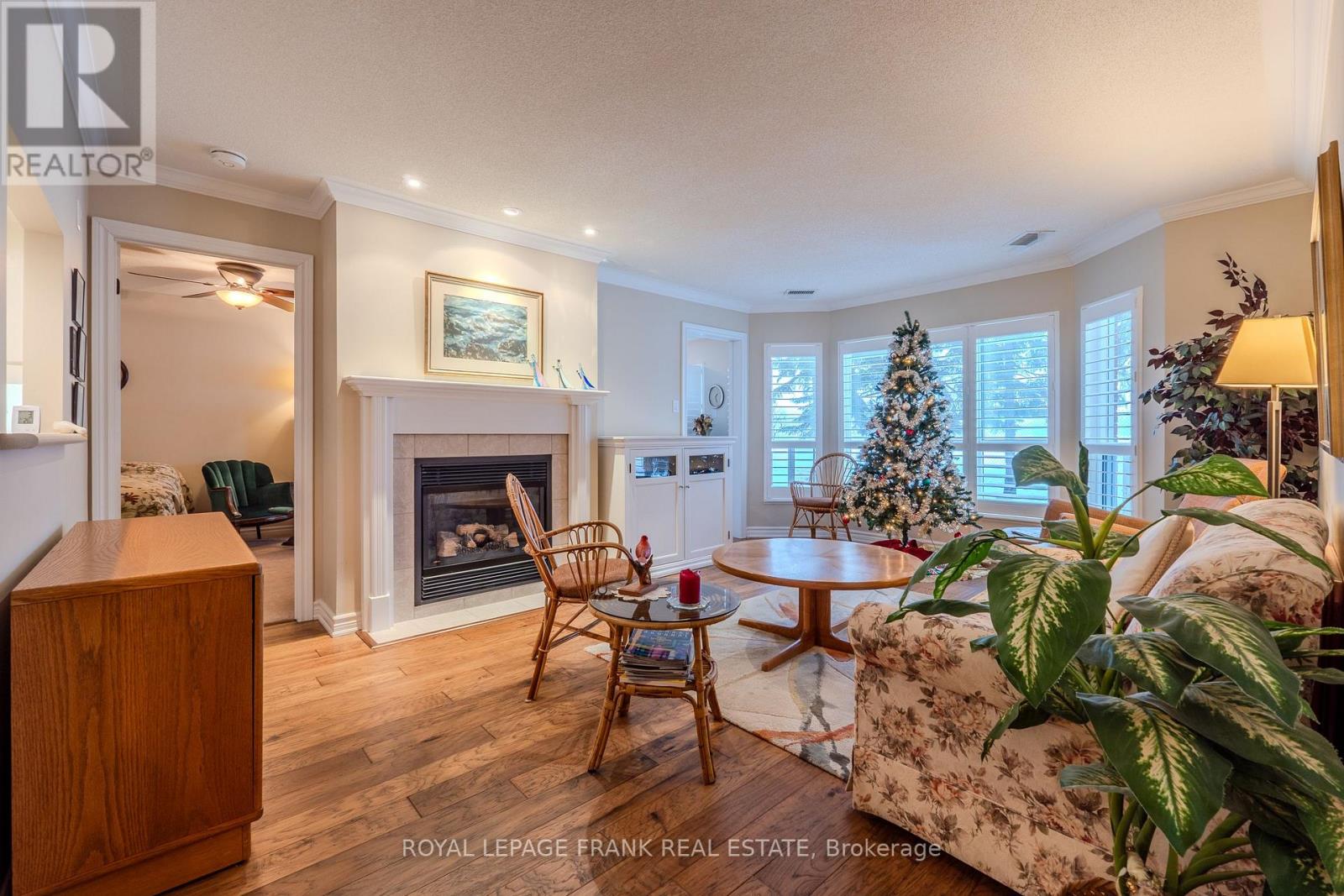 110 - 3 Heritage Way, Kawartha Lakes (Lindsay), Ontario  K9V 5Z1 - Photo 10 - X12655792