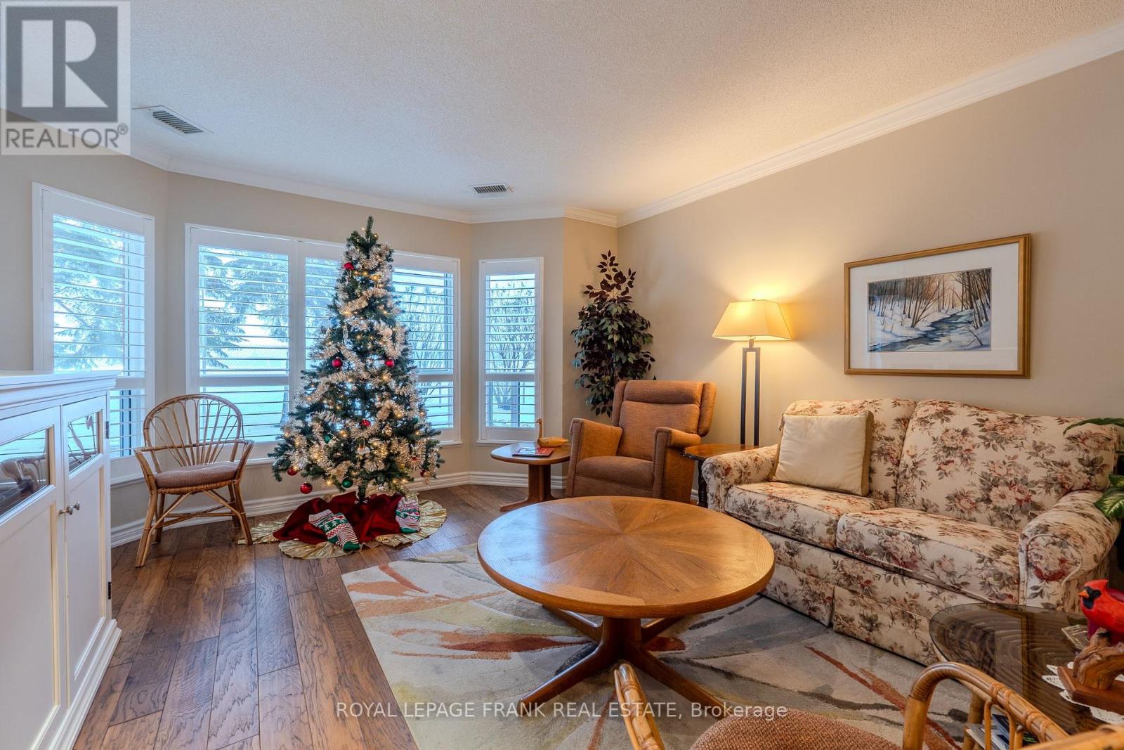 110 - 3 Heritage Way, Kawartha Lakes (Lindsay), Ontario  K9V 5Z1 - Photo 11 - X12655792