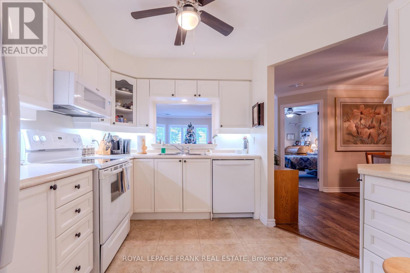 110 - 3 Heritage Way, Kawartha Lakes (Lindsay), Ontario  K9V 5Z1 - Photo 16 - X12655792