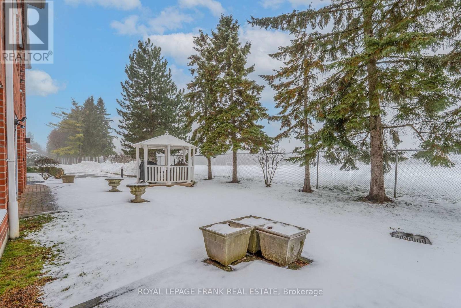 110 - 3 Heritage Way, Kawartha Lakes (Lindsay), Ontario  K9V 5Z1 - Photo 28 - X12655792