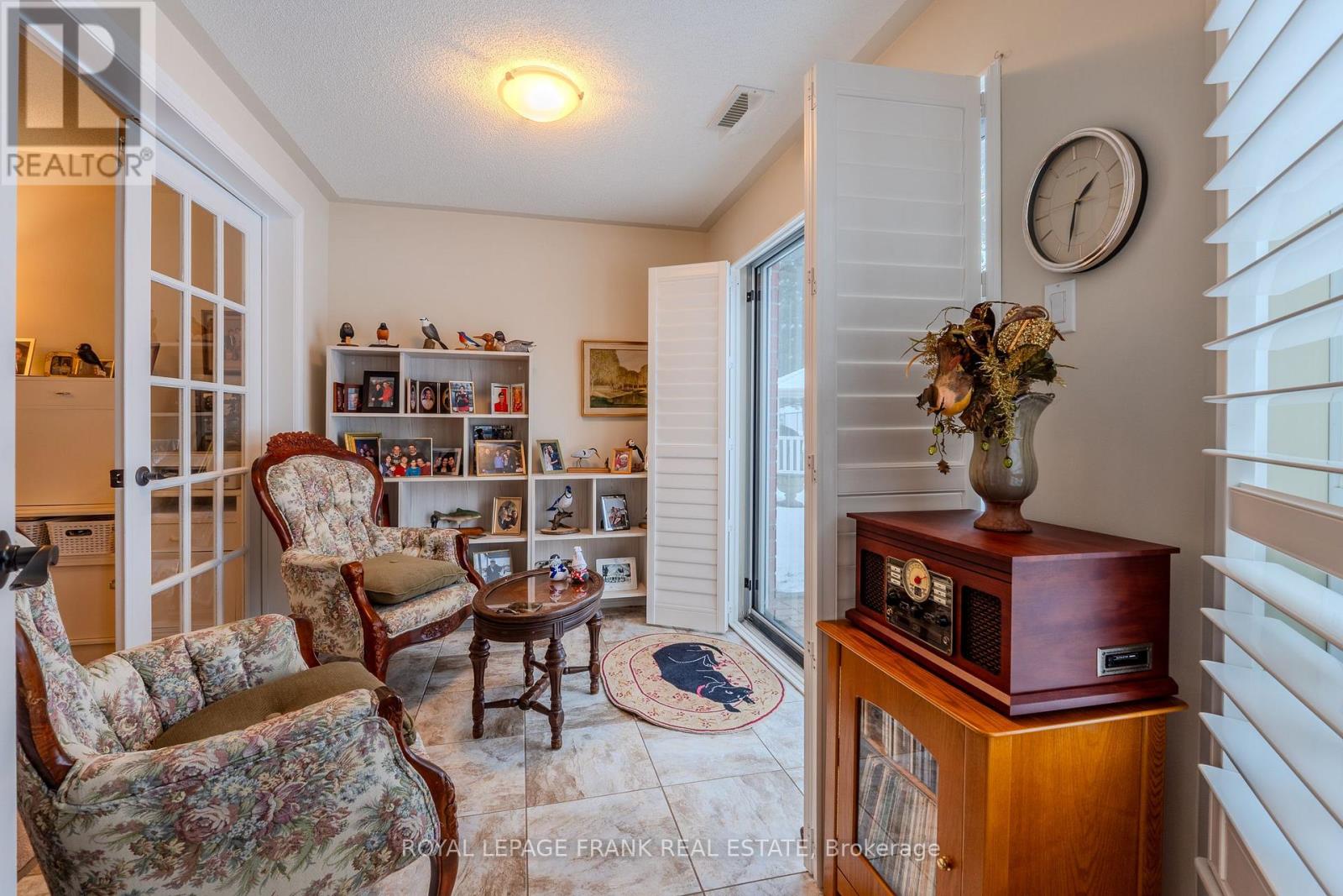 110 - 3 Heritage Way, Kawartha Lakes (Lindsay), Ontario  K9V 5Z1 - Photo 31 - X12655792