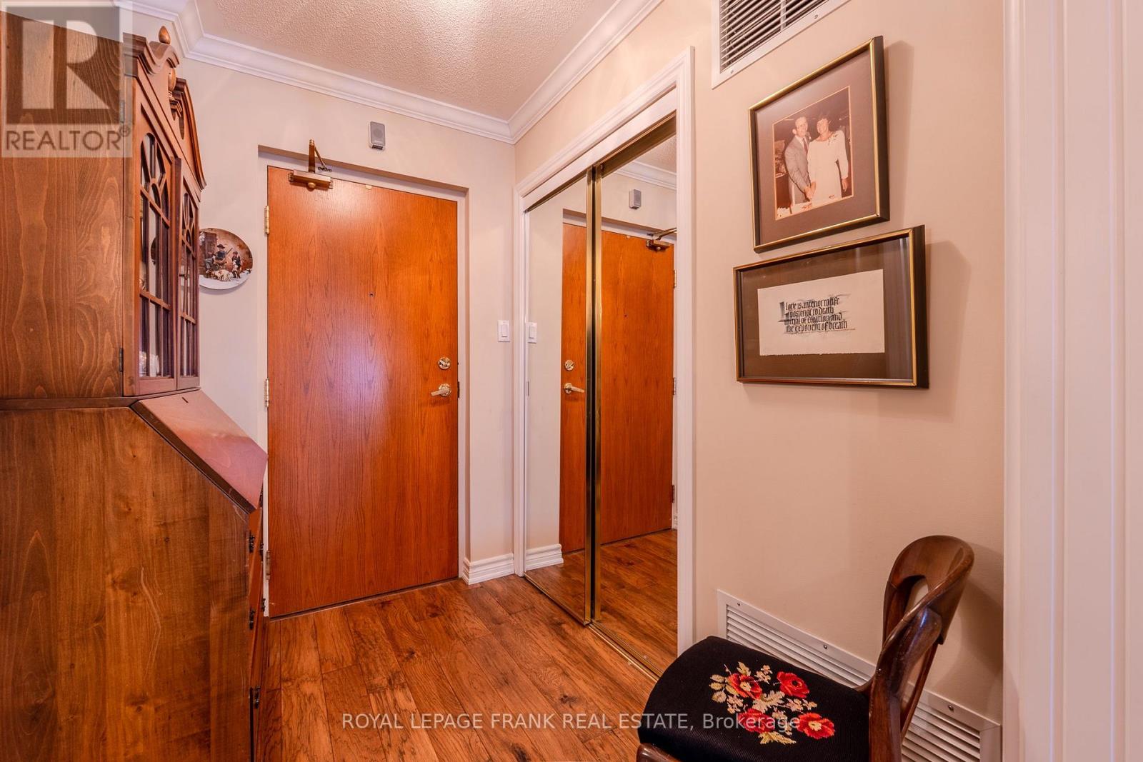 110 - 3 Heritage Way, Kawartha Lakes (Lindsay), Ontario  K9V 5Z1 - Photo 9 - X12655792