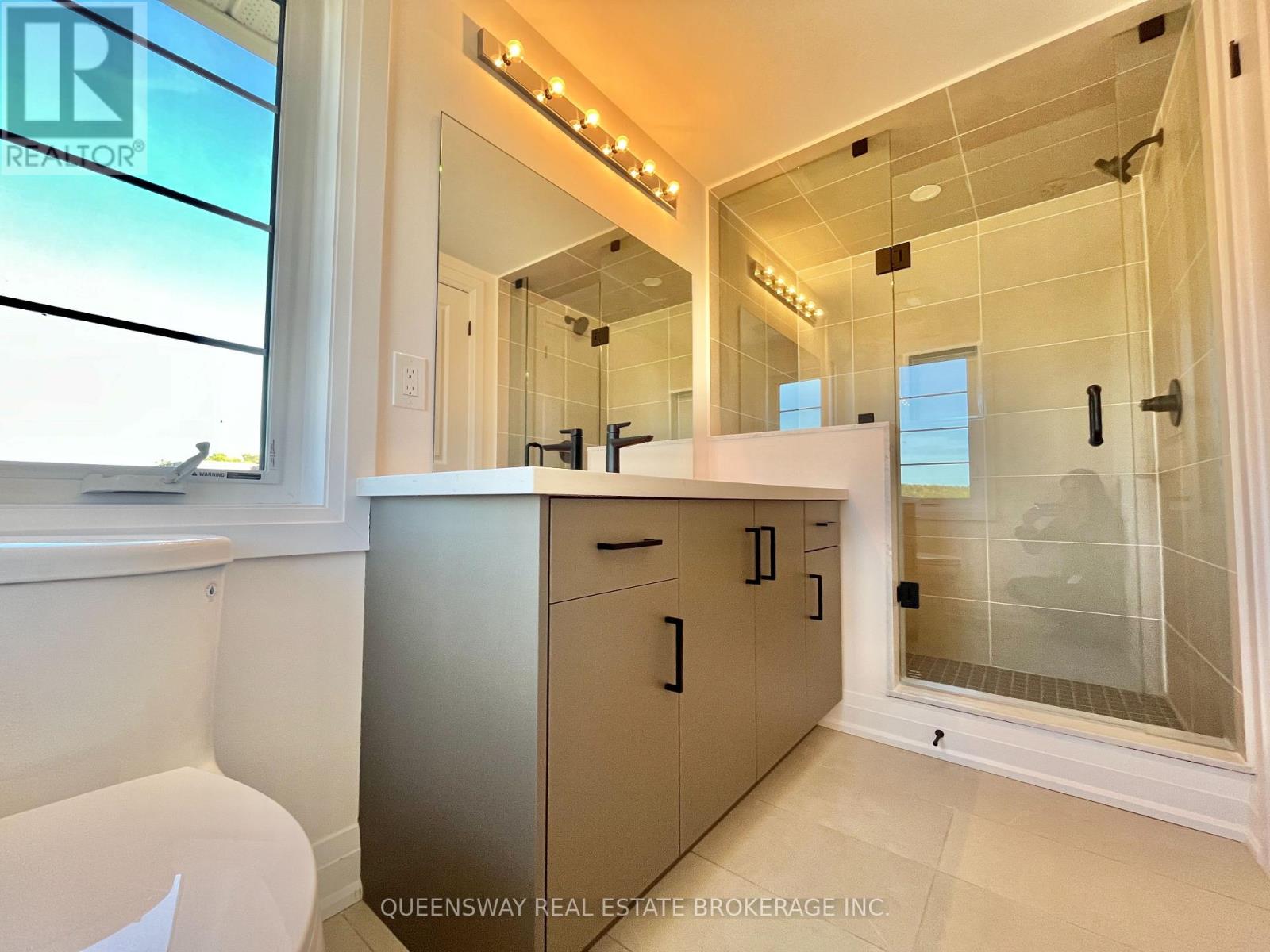 83 Marret Lane, Clarington (Newcastle), Ontario  L1B 1J2 - Photo 11 - E12655866