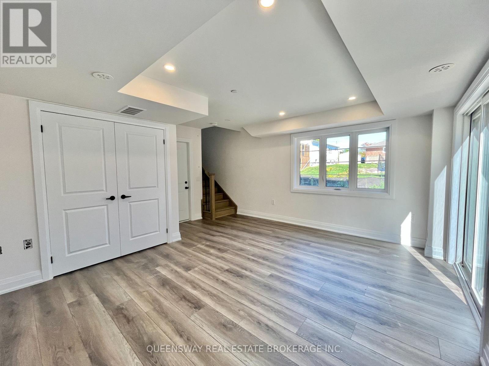 83 Marret Lane, Clarington (Newcastle), Ontario  L1B 1J2 - Photo 7 - E12655866