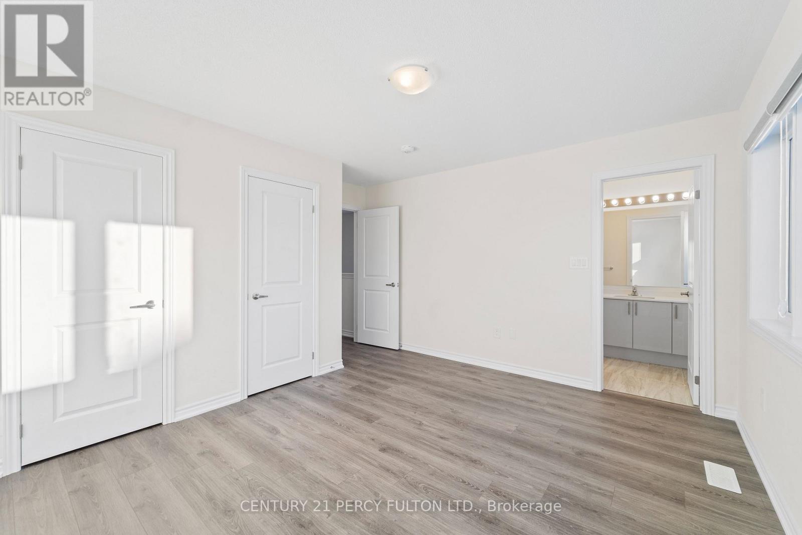 Lindsay  & Eglington - 50 Hickey Lane E, Kawartha Lakes (Lindsay), Ontario  K9V 5V7 - Photo 13 - X12656370