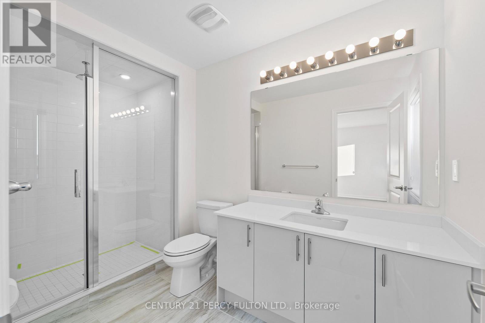 Lindsay  & Eglington - 50 Hickey Lane E, Kawartha Lakes (Lindsay), Ontario  K9V 5V7 - Photo 17 - X12656370