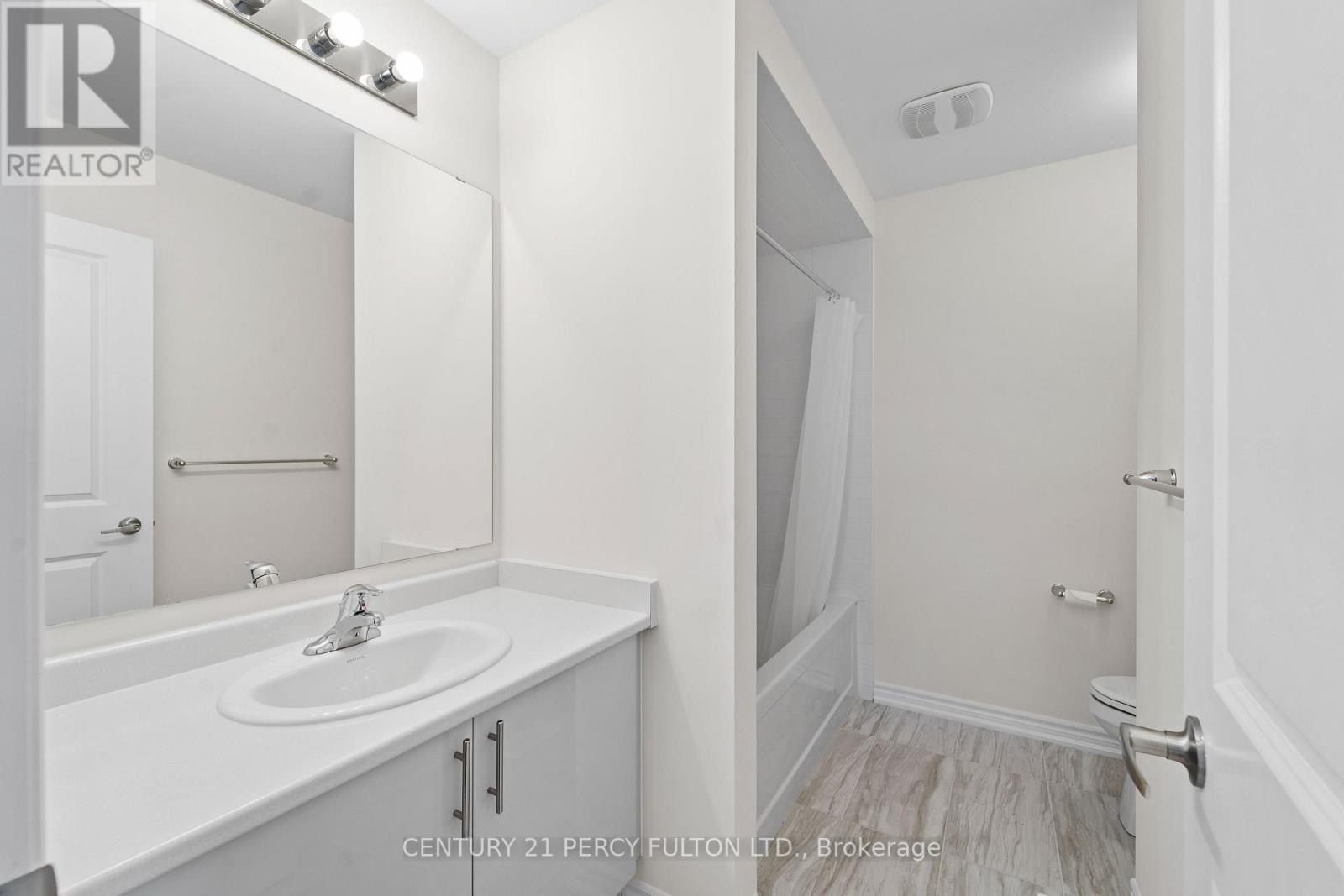 Lindsay  & Eglington - 50 Hickey Lane E, Kawartha Lakes (Lindsay), Ontario  K9V 5V7 - Photo 20 - X12656370