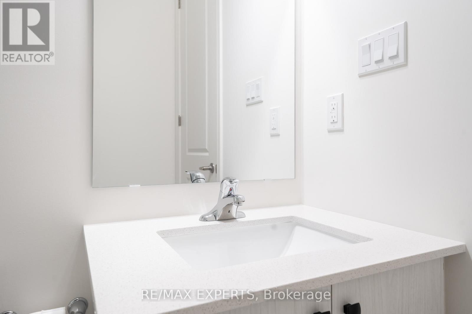 #main - 54 Debois Street, Kawartha Lakes (Lindsay), Ontario  K9V 0S5 - Photo 13 - X12656436