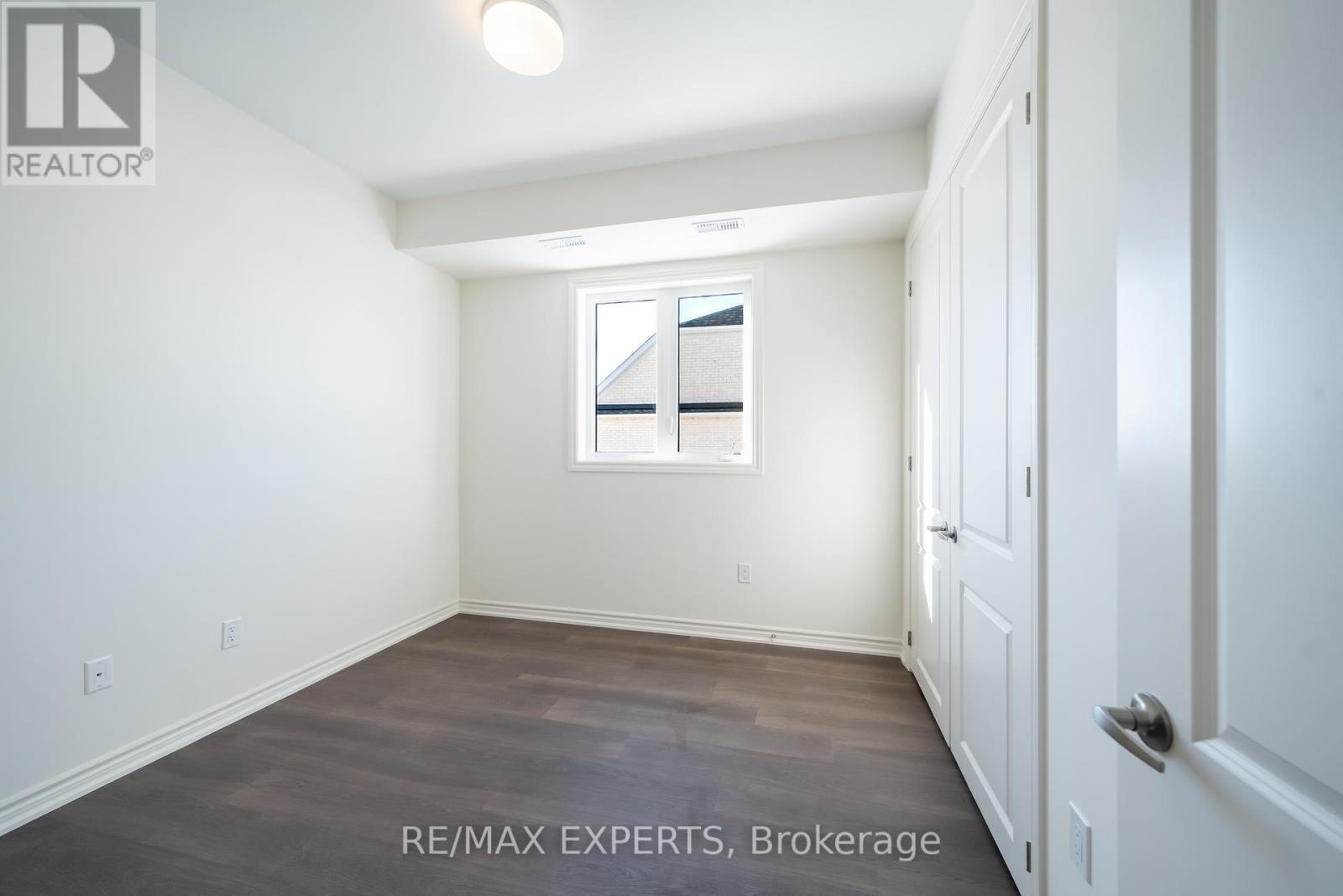 #2nd Flr - 54 Debois Street, Kawartha Lakes (Lindsay), Ontario  K9V 0S5 - Photo 14 - X12656446