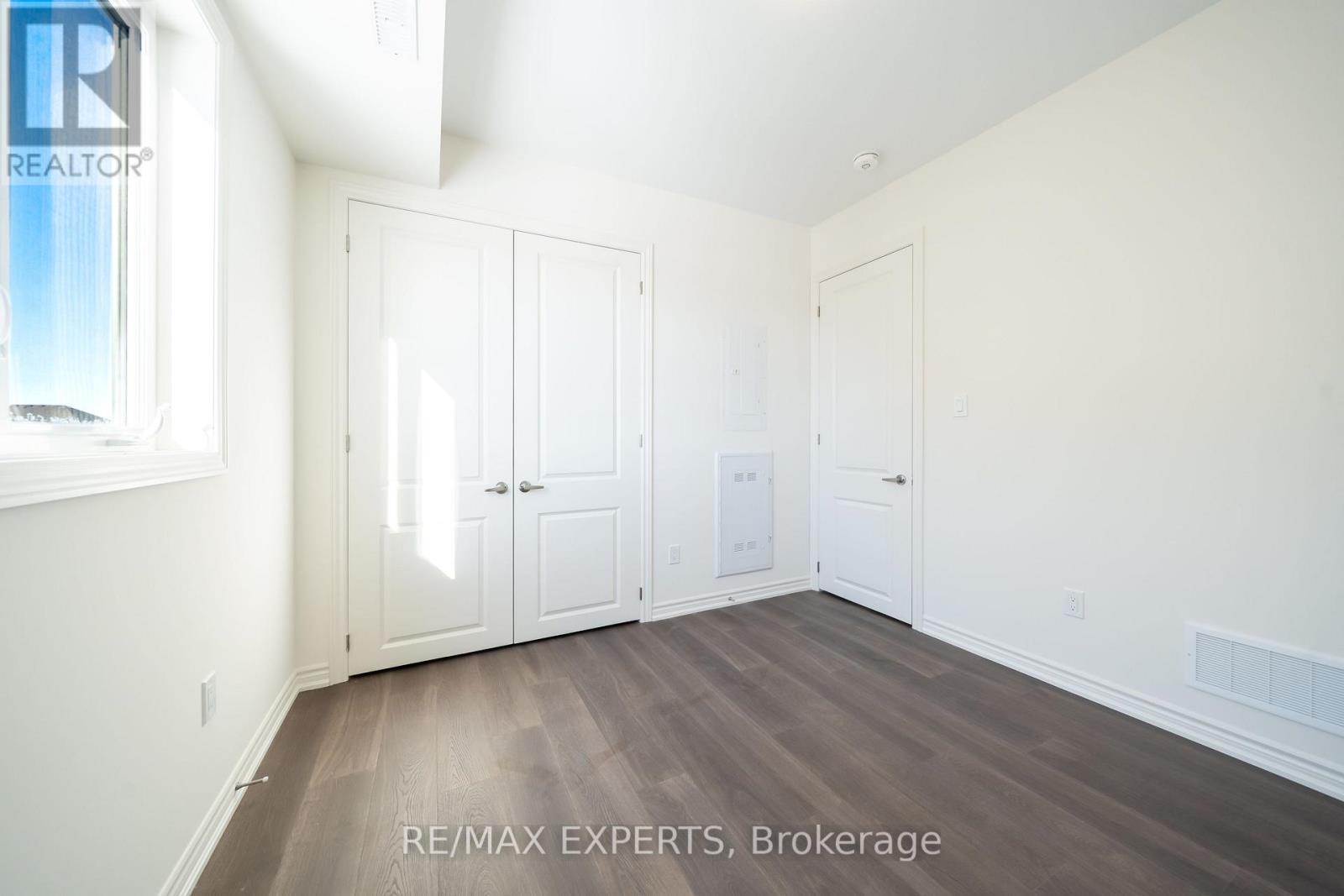 #2nd Flr - 54 Debois Street, Kawartha Lakes (Lindsay), Ontario  K9V 0S5 - Photo 15 - X12656446