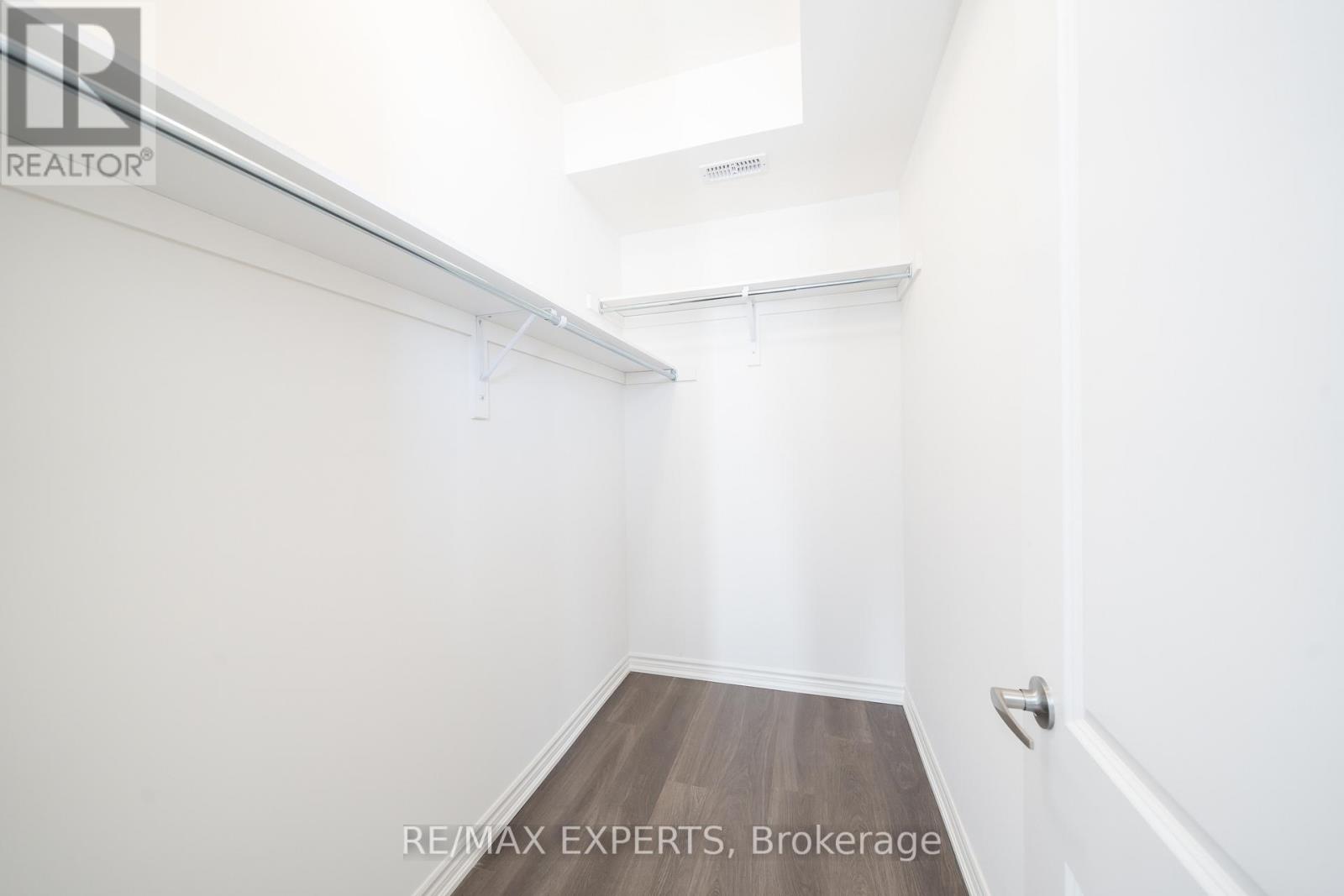 #2nd Flr - 54 Debois Street, Kawartha Lakes (Lindsay), Ontario  K9V 0S5 - Photo 19 - X12656446