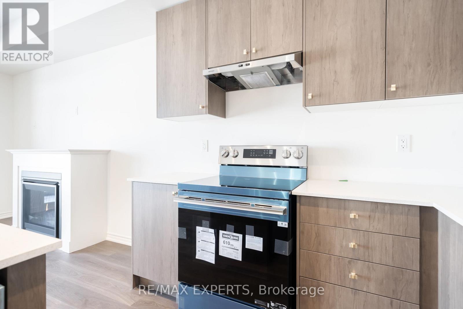 #2nd Flr - 54 Debois Street, Kawartha Lakes (Lindsay), Ontario  K9V 0S5 - Photo 7 - X12656446