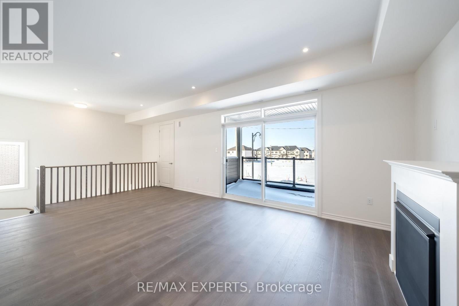 #2nd Flr - 54 Debois Street, Kawartha Lakes (Lindsay), Ontario  K9V 0S5 - Photo 9 - X12656446