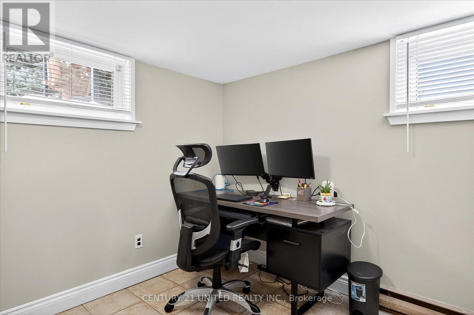 762 Cameron Street, Peterborough (Otonabee Ward 1), Ontario  K9J 3Z8 - Photo 36 - X12656804