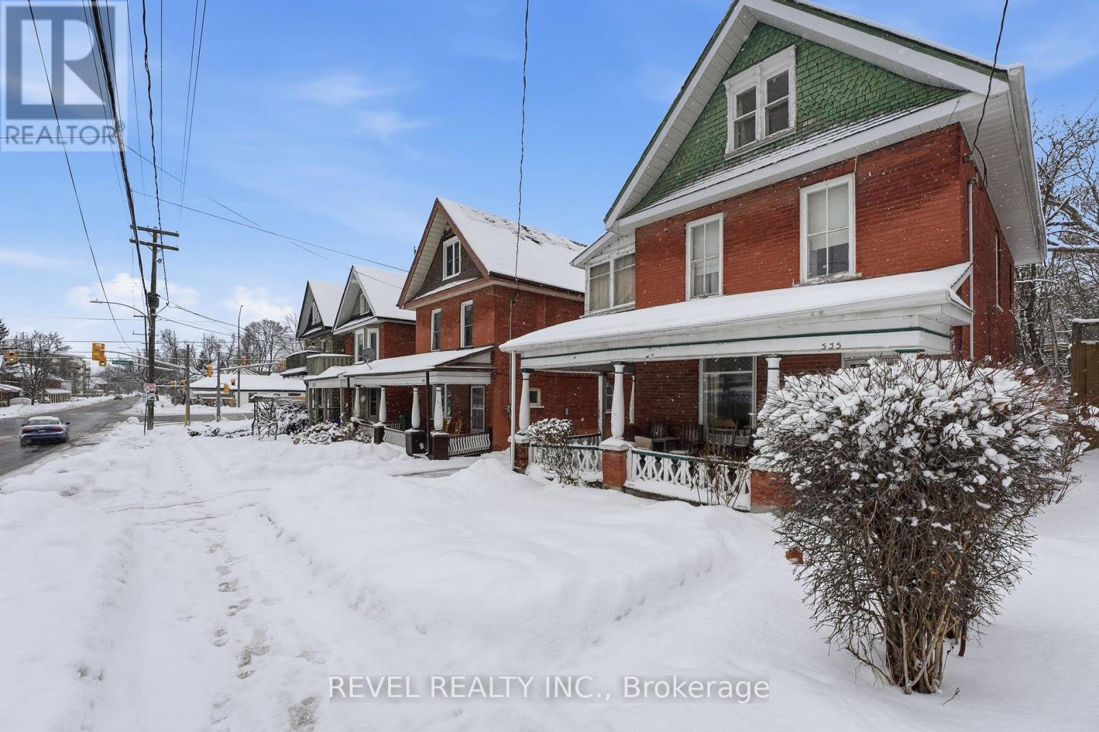 535 Park Street N, Peterborough (Town Ward 3), Ontario  K9H 4R6 - Photo 3 - X12657148