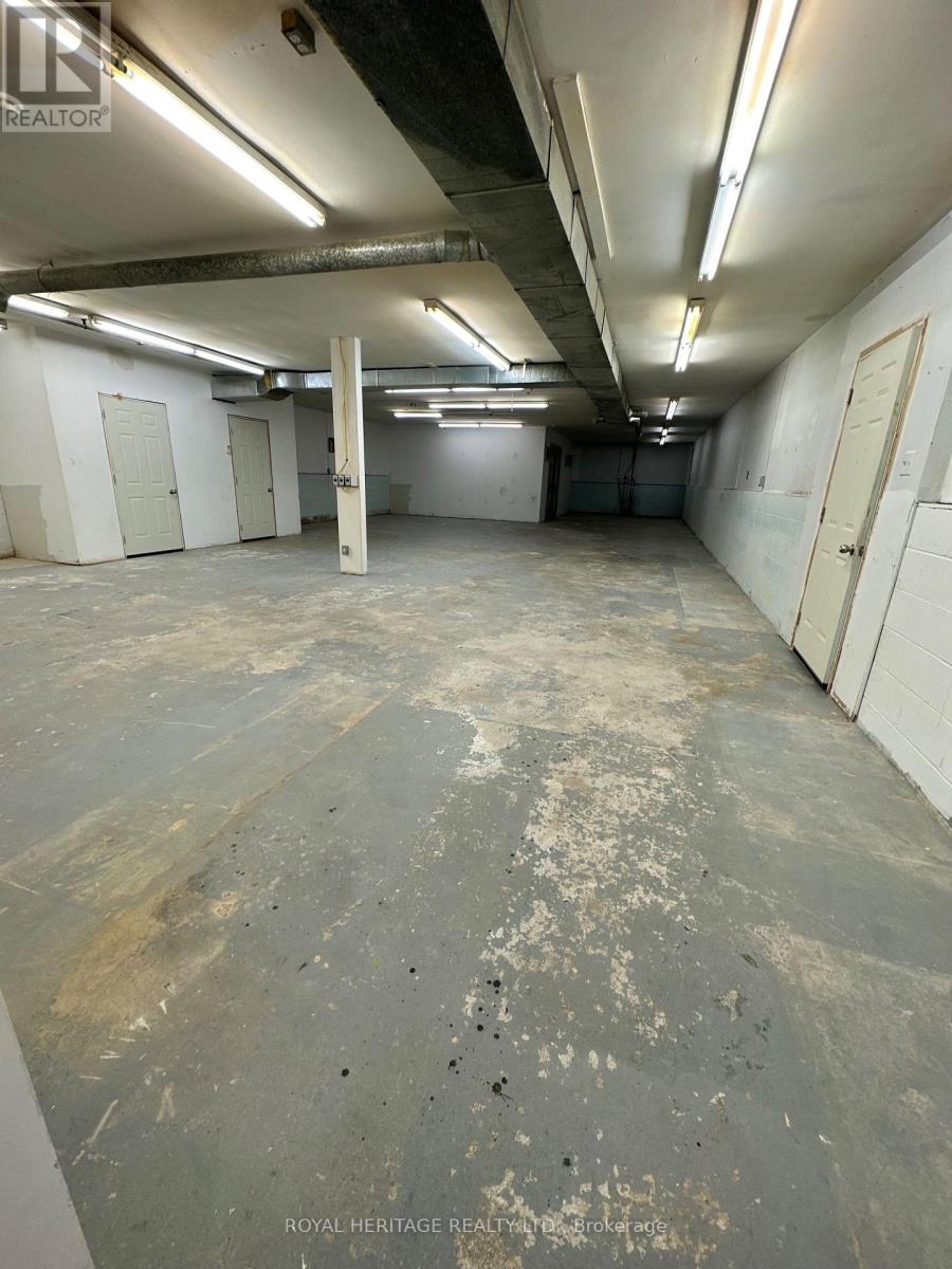 20 Pigeon Lake Road, Kawartha Lakes (Lindsay), Ontario  K9V 4R6 - Photo 4 - X12658902