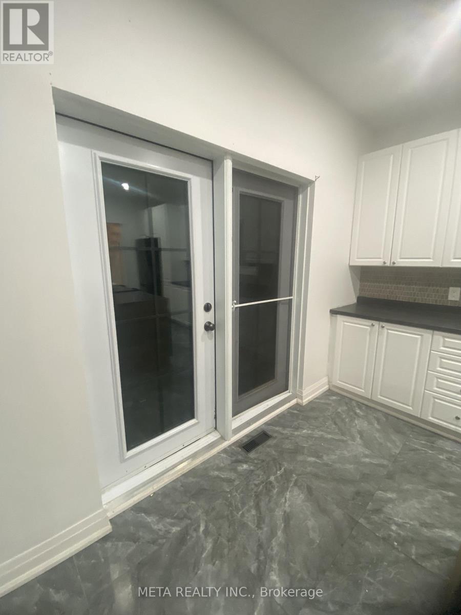 636 Union Street, Peterborough (Town Ward 3), Ontario  K9H 3V5 - Photo 22 - X12659916