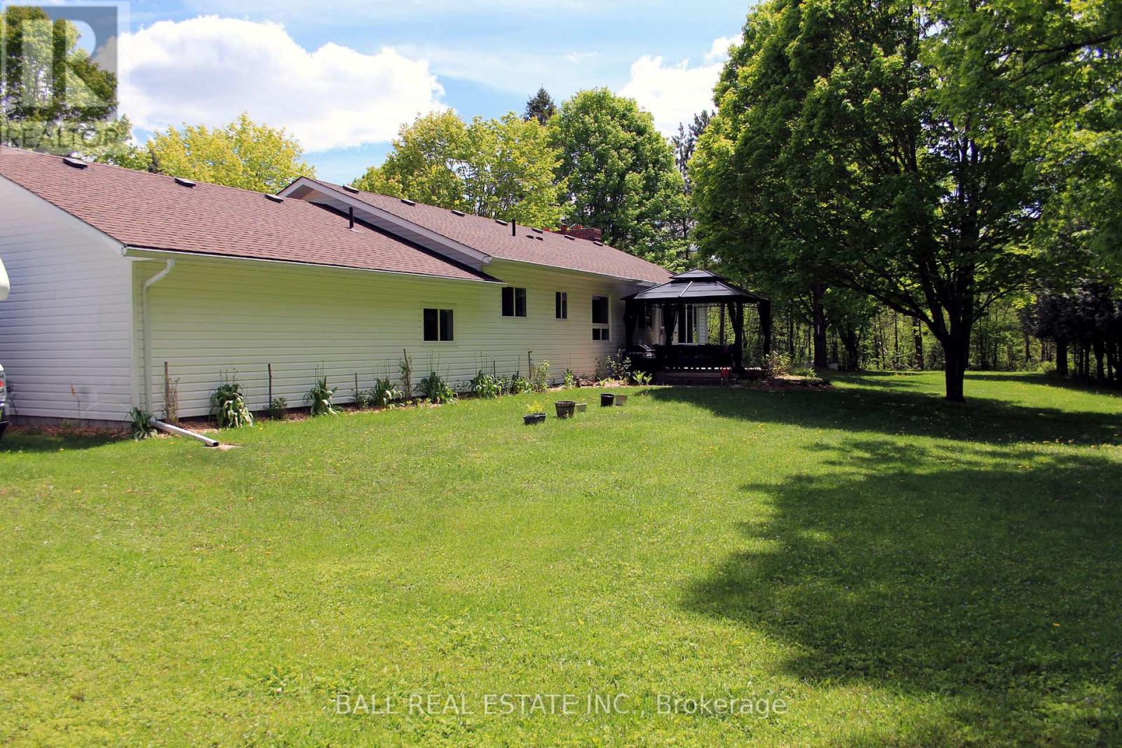 1017 Clement Lake Road, Highlands East (Monmouth), Ontario  K0L 3C0 - Photo 37 - X12661162
