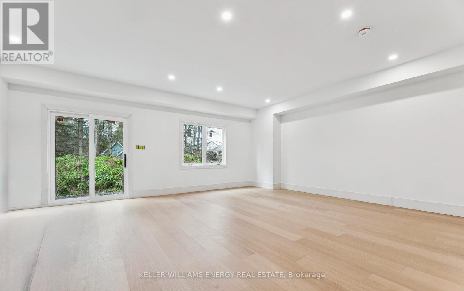 11 Union Street, Cavan Monaghan (Millbrook Village), Ontario  L0A 1G0 - Photo 2 - X12661172