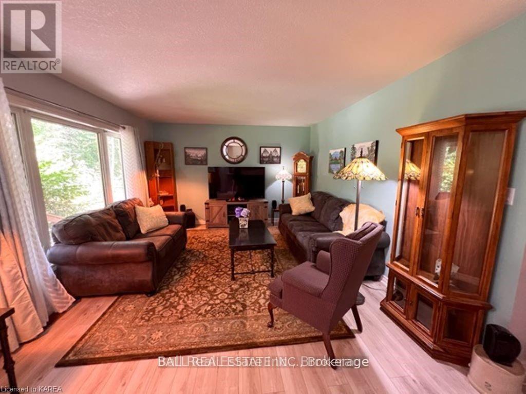 123 Kuno Road, Carlow/mayo (Carlow Ward), Ontario  K0L 1G0 - Photo 6 - X12661356