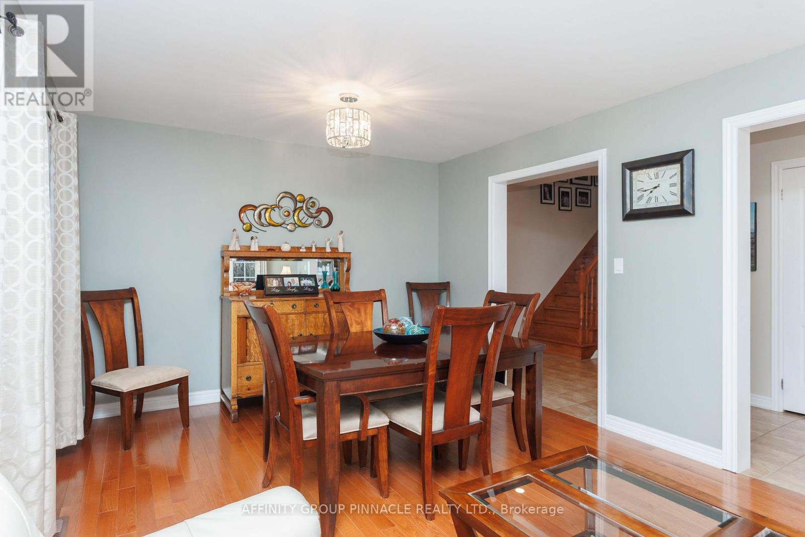 8 Horton Place, Kawartha Lakes (Lindsay), Ontario  K9V 0C2 - Photo 8 - X12661864