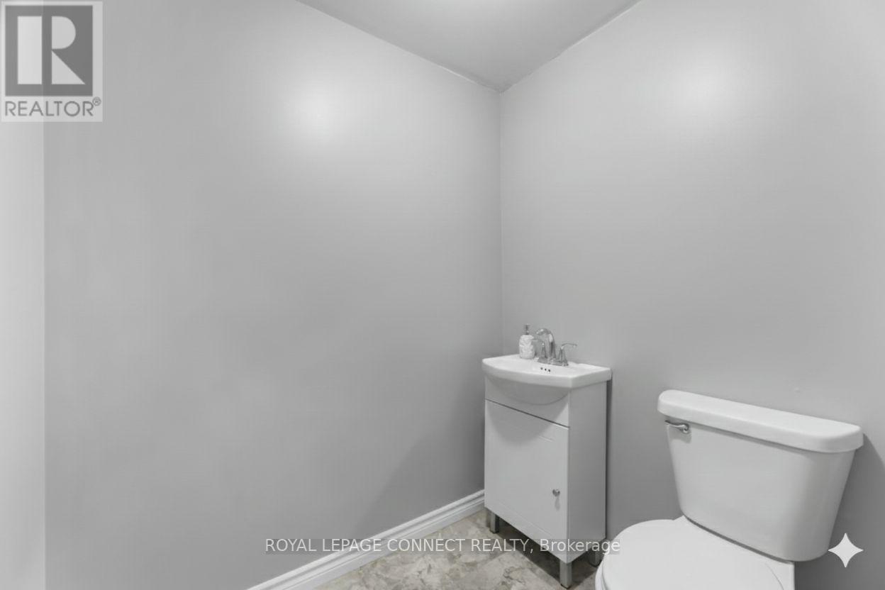 25 Springdale Drive, Kawartha Lakes (Lindsay), Ontario  K9V 4R1 - Photo 25 - X12661964