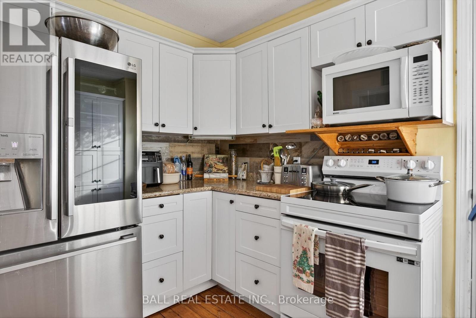 1132 Tara Road, Selwyn, Ontario  K9J 6X2 - Photo 7 - X12662256