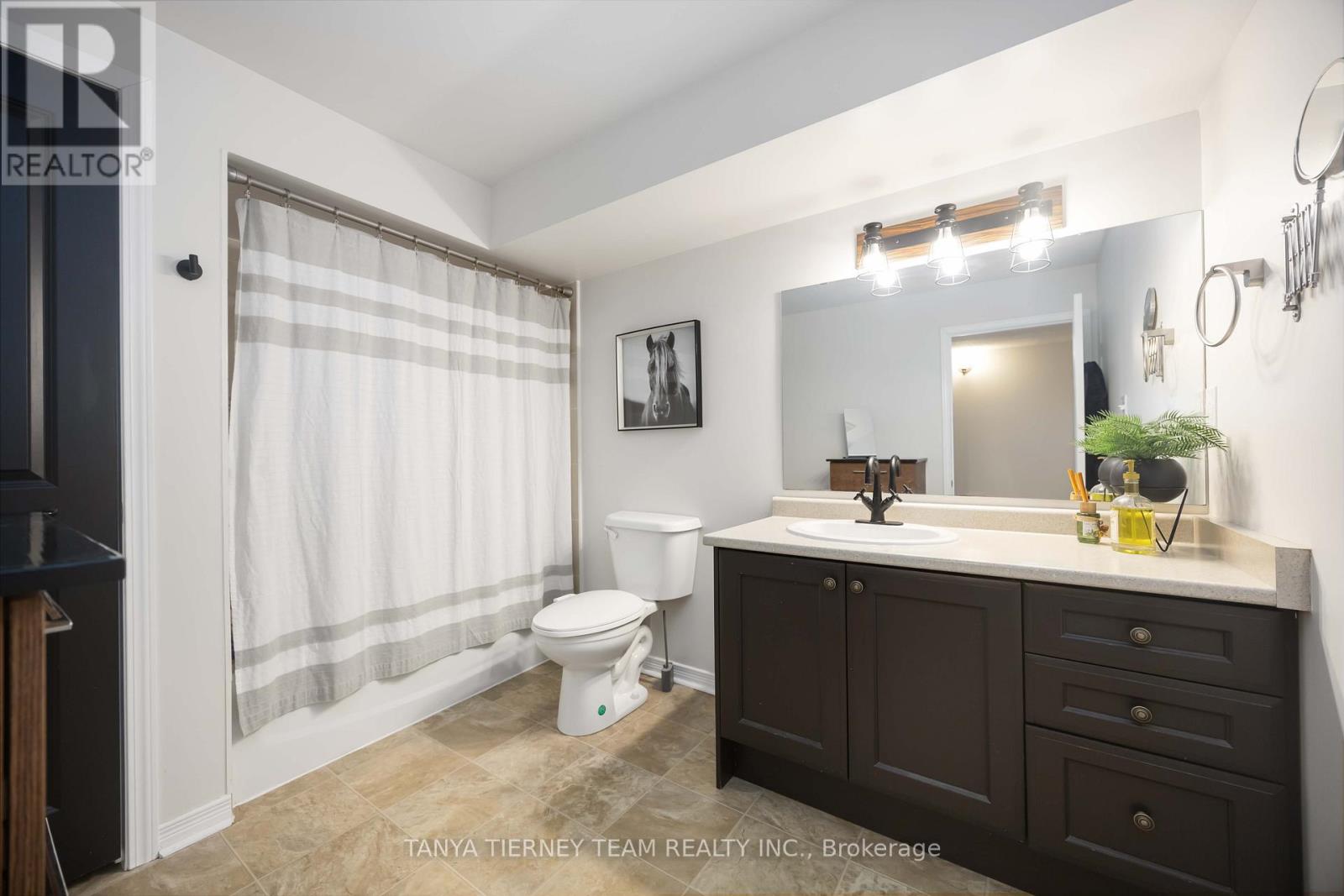 629 Tully Crescent, Peterborough (Monaghan Ward 2), Ontario  K9K 0B1 - Photo 43 - X12662422