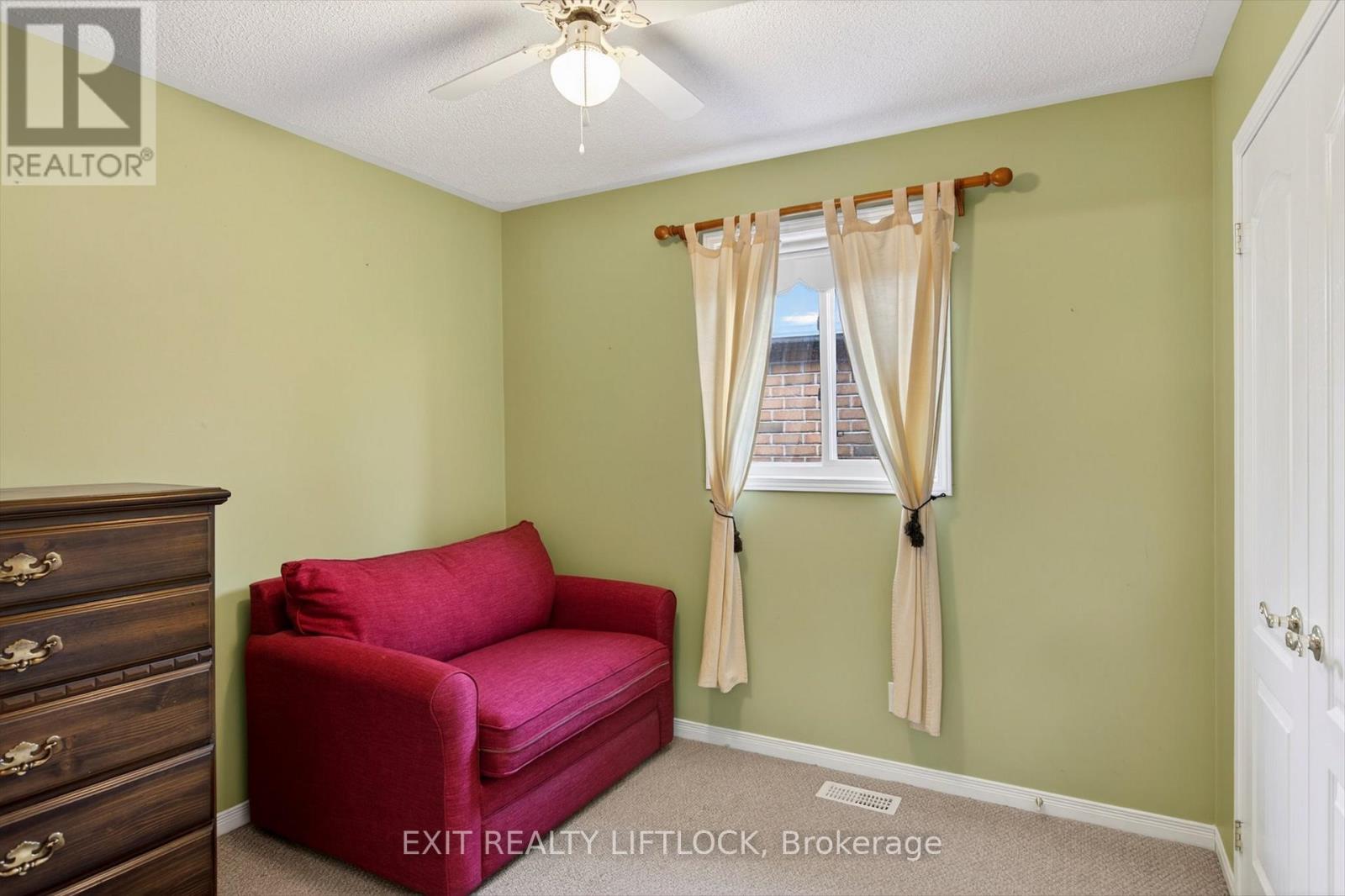 831 Wentworth Street, Peterborough (Otonabee Ward 1), Ontario  K9J 8R7 - Photo 21 - X12662682