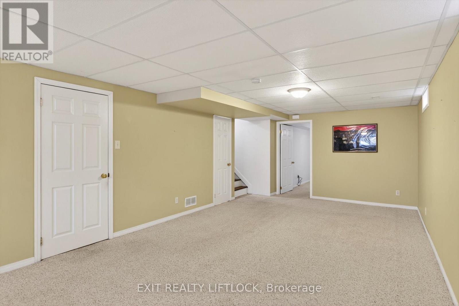 831 Wentworth Street, Peterborough (Otonabee Ward 1), Ontario  K9J 8R7 - Photo 24 - X12662682