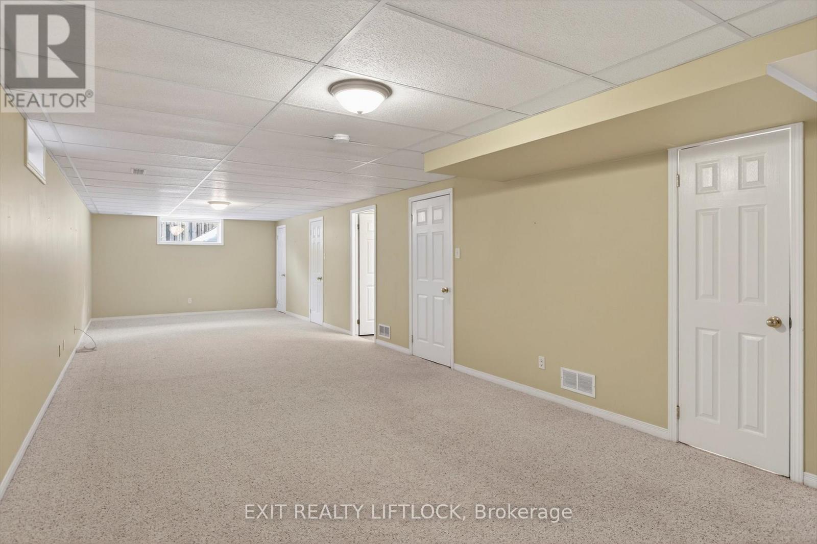 831 Wentworth Street, Peterborough (Otonabee Ward 1), Ontario  K9J 8R7 - Photo 25 - X12662682