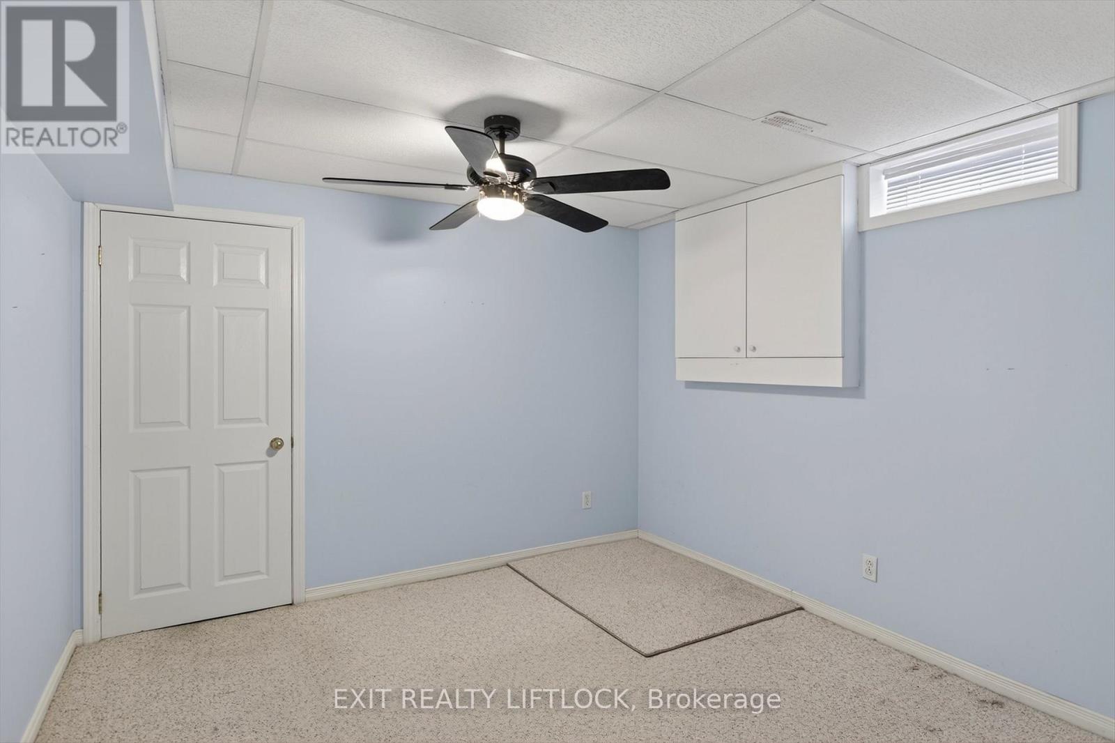 831 Wentworth Street, Peterborough (Otonabee Ward 1), Ontario  K9J 8R7 - Photo 29 - X12662682