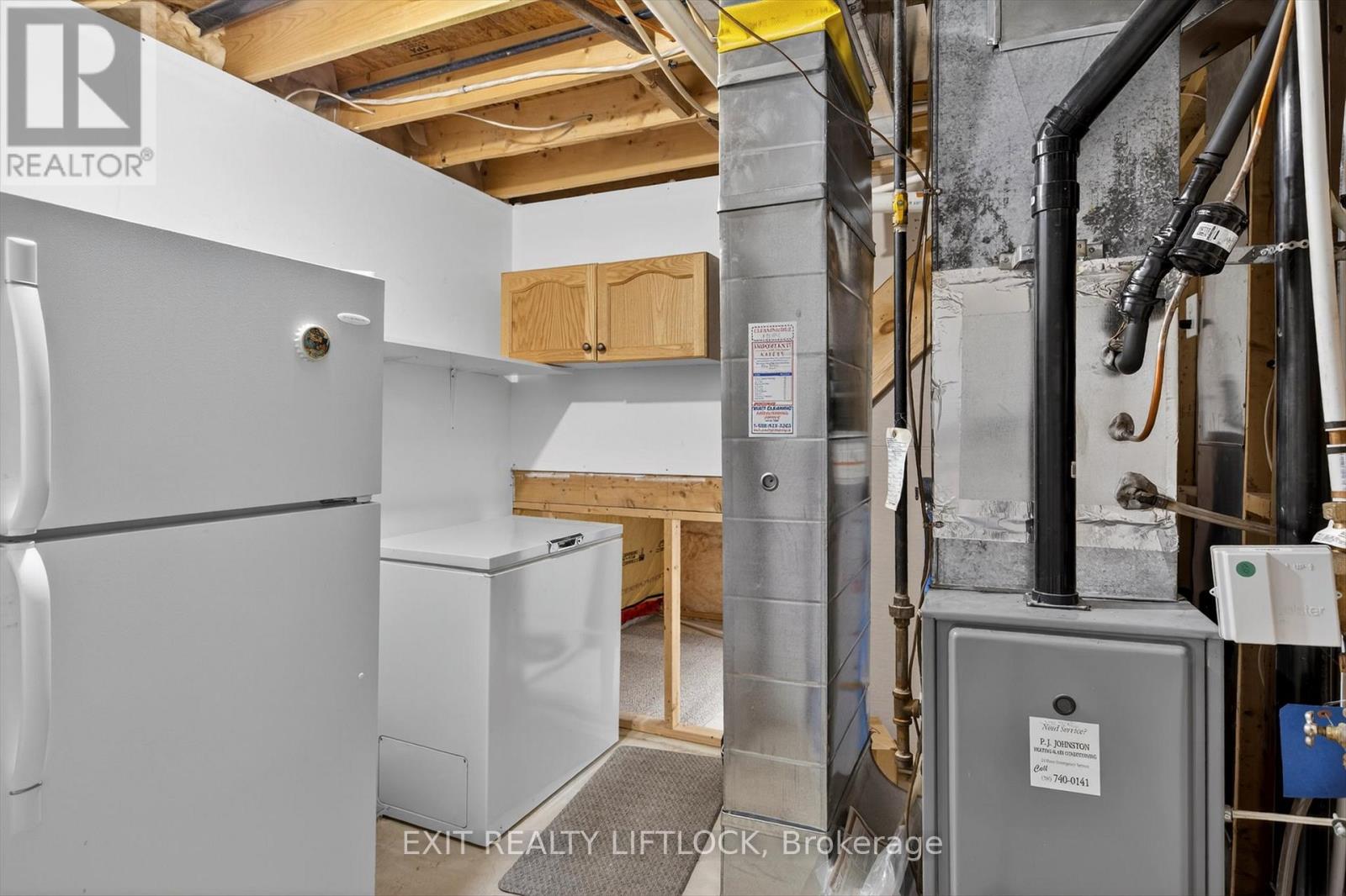 831 Wentworth Street, Peterborough (Otonabee Ward 1), Ontario  K9J 8R7 - Photo 31 - X12662682