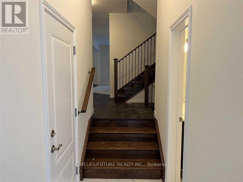 528 Clayton Avenue, Peterborough (Monaghan Ward 2), Ontario  K9K 0H8 - Photo 2 - X12662954