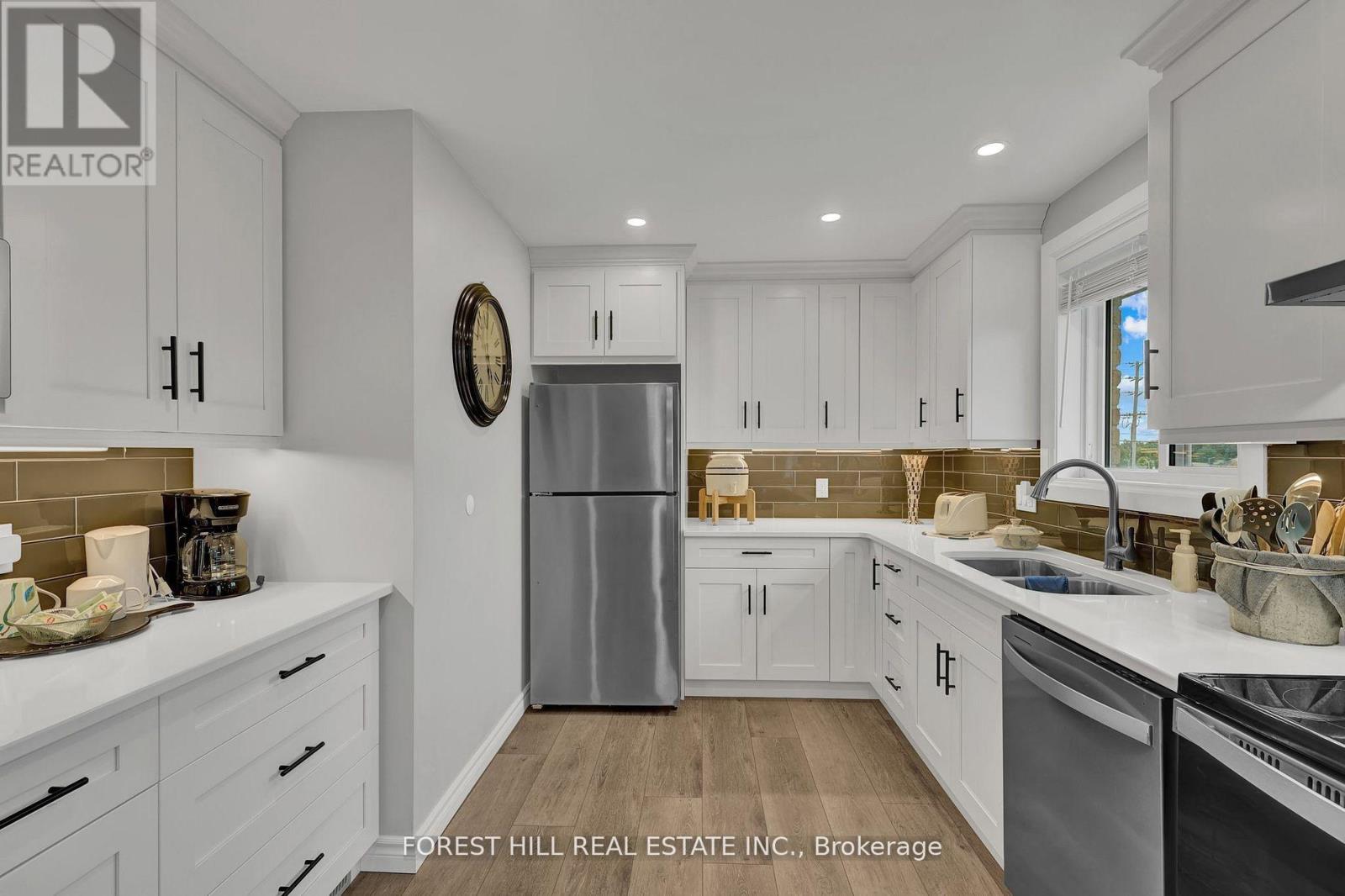 Main - 3 Wilson Avenue, Kawartha Lakes (Lindsay), Ontario  K9V 5S1 - Photo 8 - X12663026