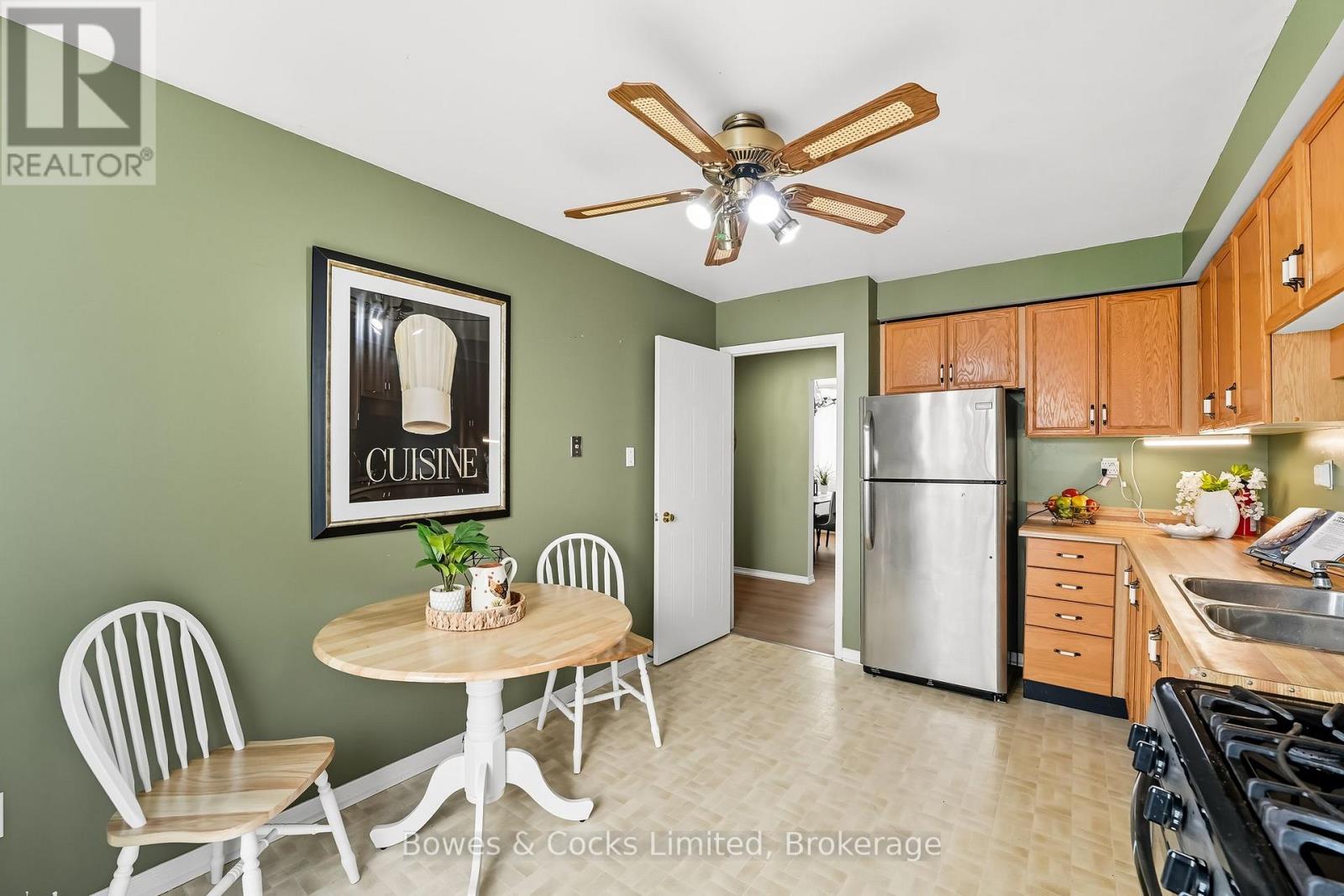 523 Laurie Avenue, Peterborough (Ashburnham Ward 4), Ontario  K9L 1X8 - Photo 18 - X12663748