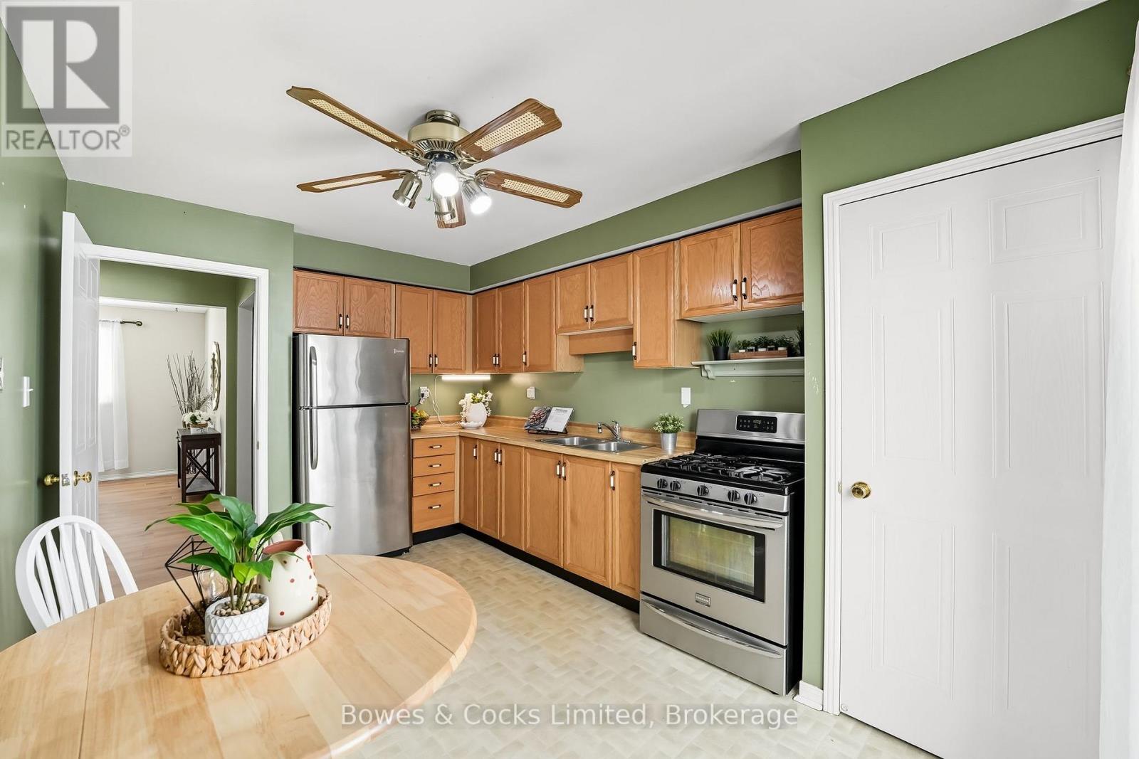 523 Laurie Avenue, Peterborough (Ashburnham Ward 4), Ontario  K9L 1X8 - Photo 19 - X12663748