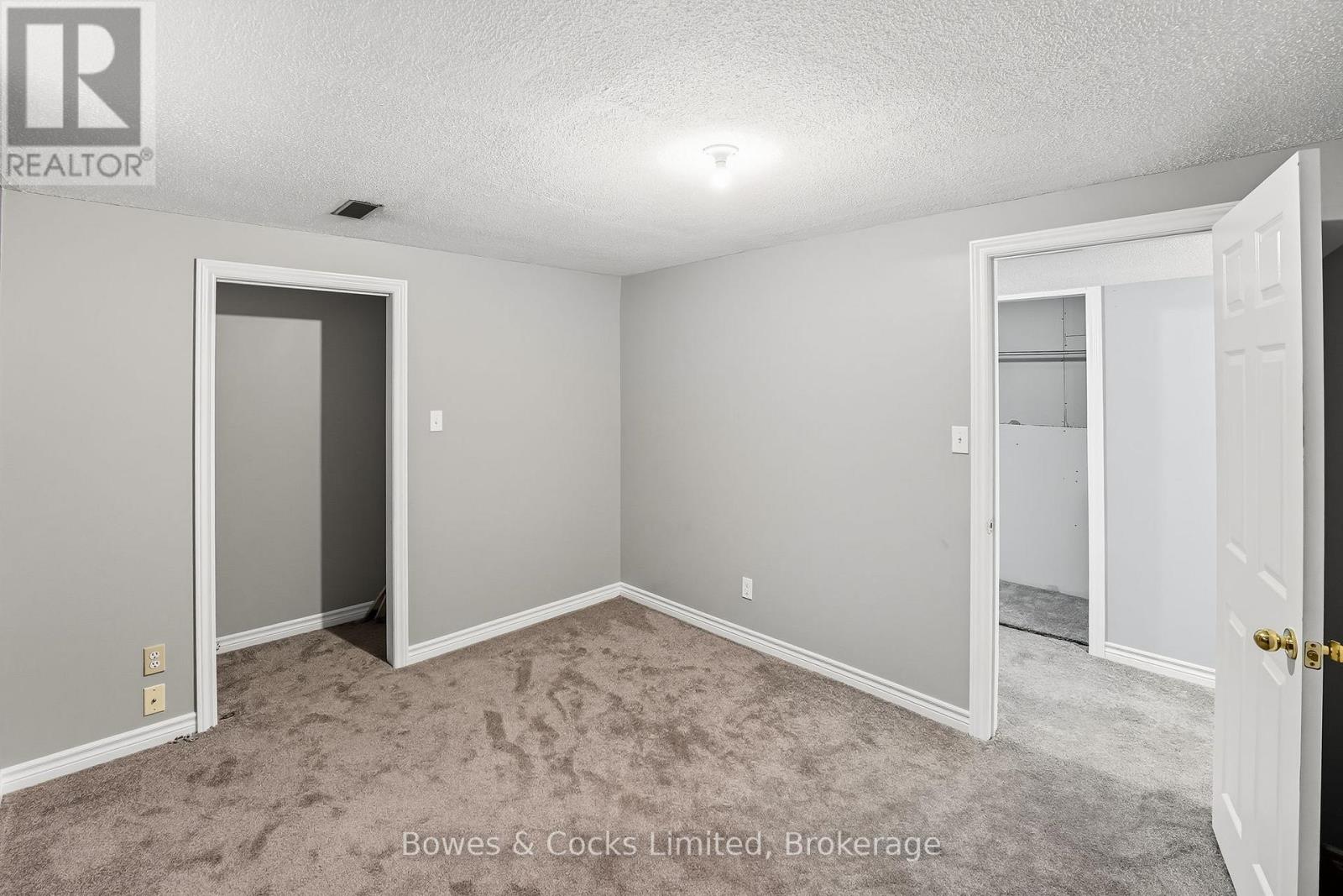 523 Laurie Avenue, Peterborough (Ashburnham Ward 4), Ontario  K9L 1X8 - Photo 33 - X12663748