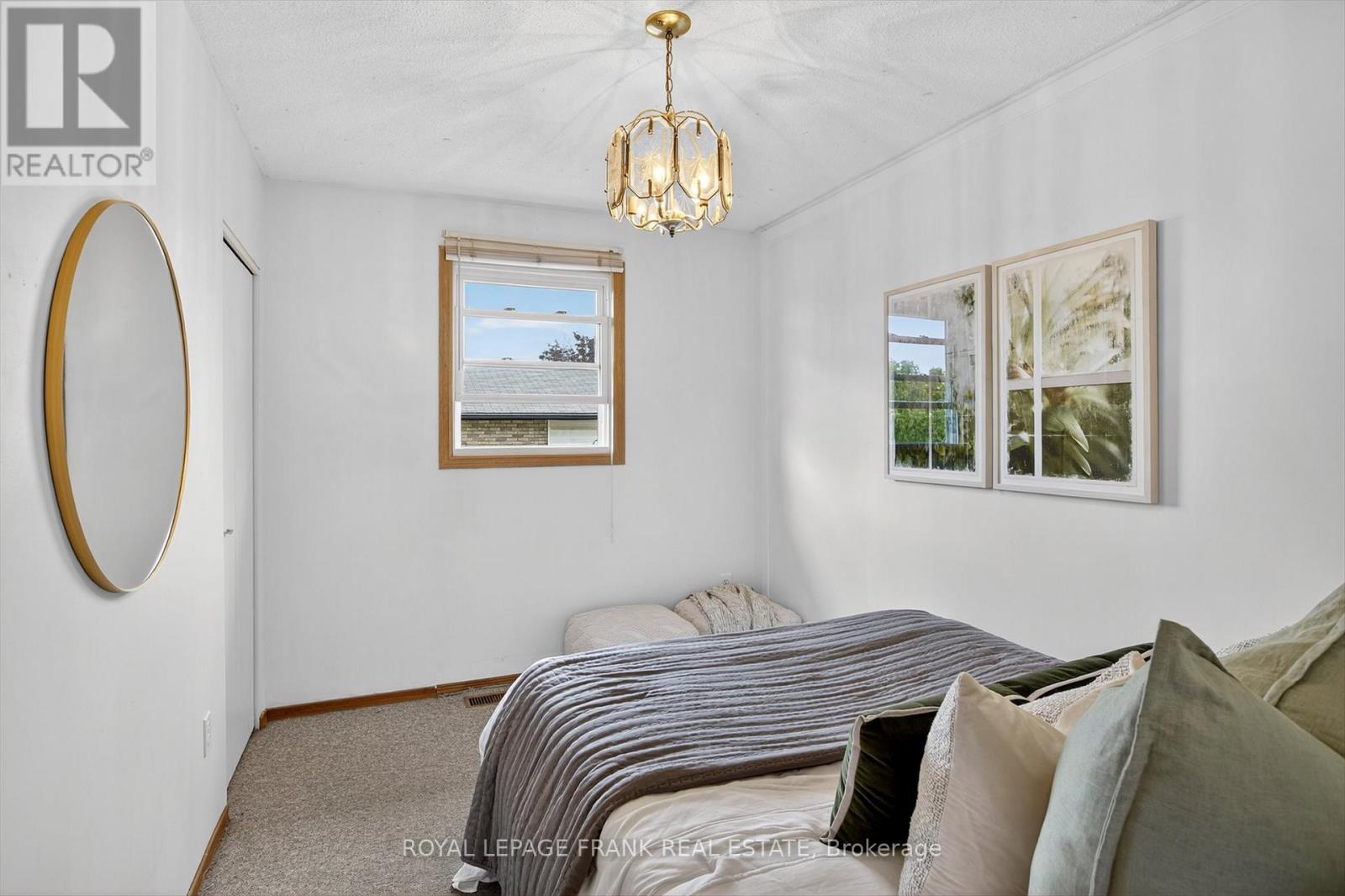 393 Southpark Drive, Peterborough (Ashburnham Ward 4), Ontario  K9J 1C1 - Photo 15 - X12663782